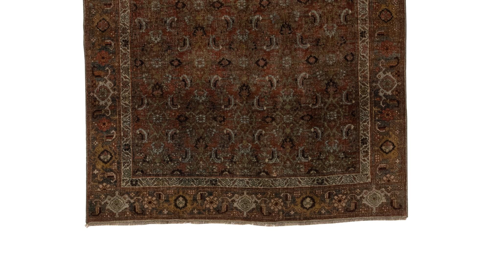 Antique Turkish Hand-Knotted Rug In Good Condition For Sale In Los Angeles, CA