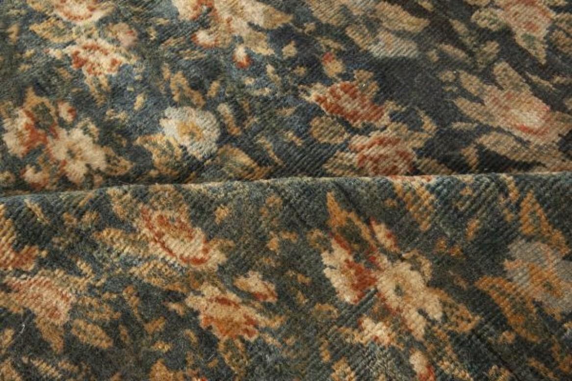 Antique Turkish Hereke Rug – A Masterful Floral Tapestry
Size: 11'9