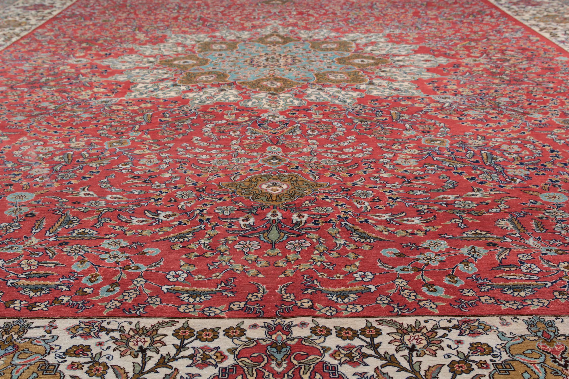 Antique Rug Turkish Hereke Pure Silk Rug, Handmade Floral Oriental Rugs for Sale In Excellent Condition In Hampshire, GB