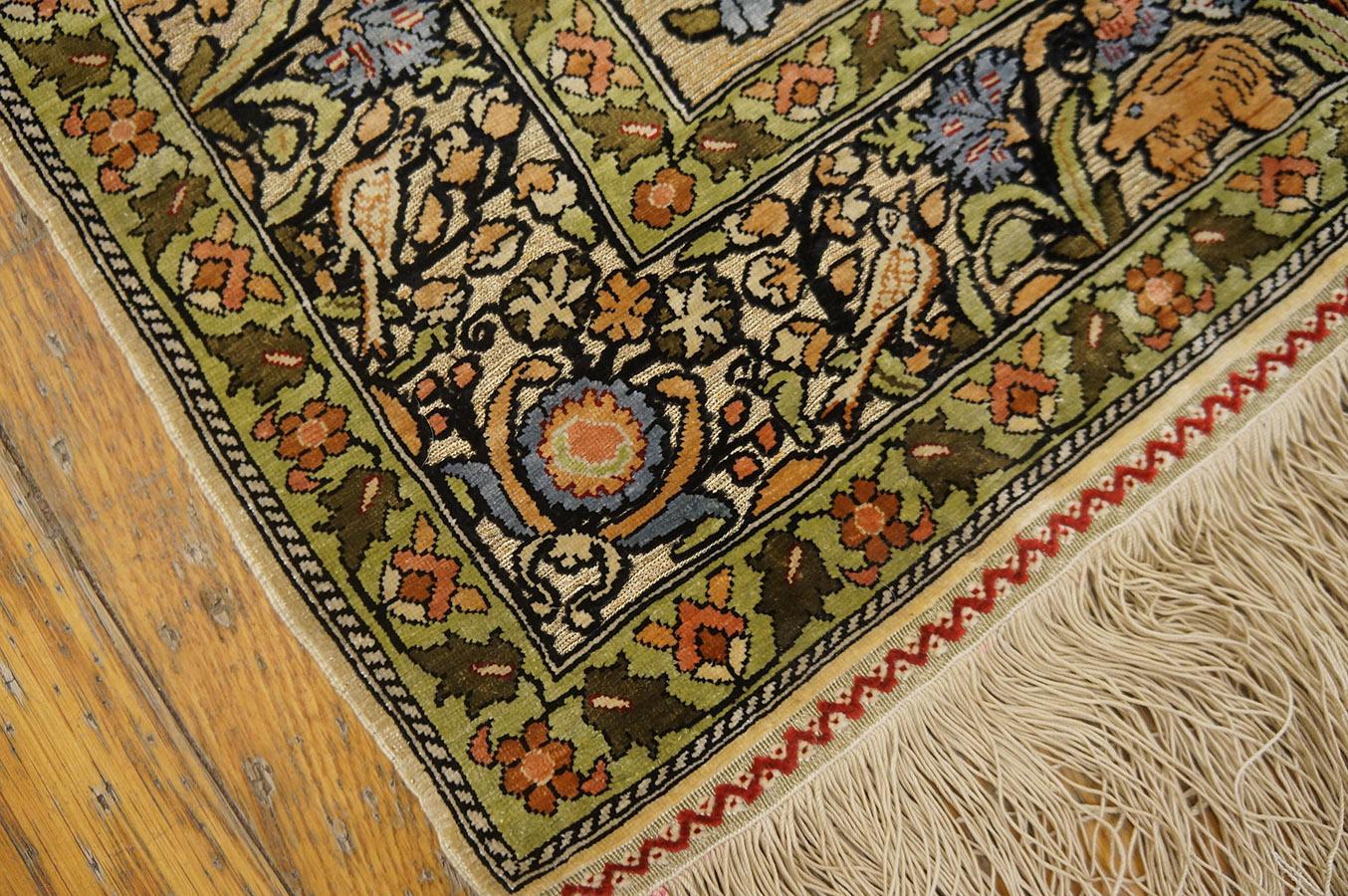 Mid  20th Century Silk Turkish Hereke Carpet ( 2' x 3' - 60 x 90 cm ) For Sale 7