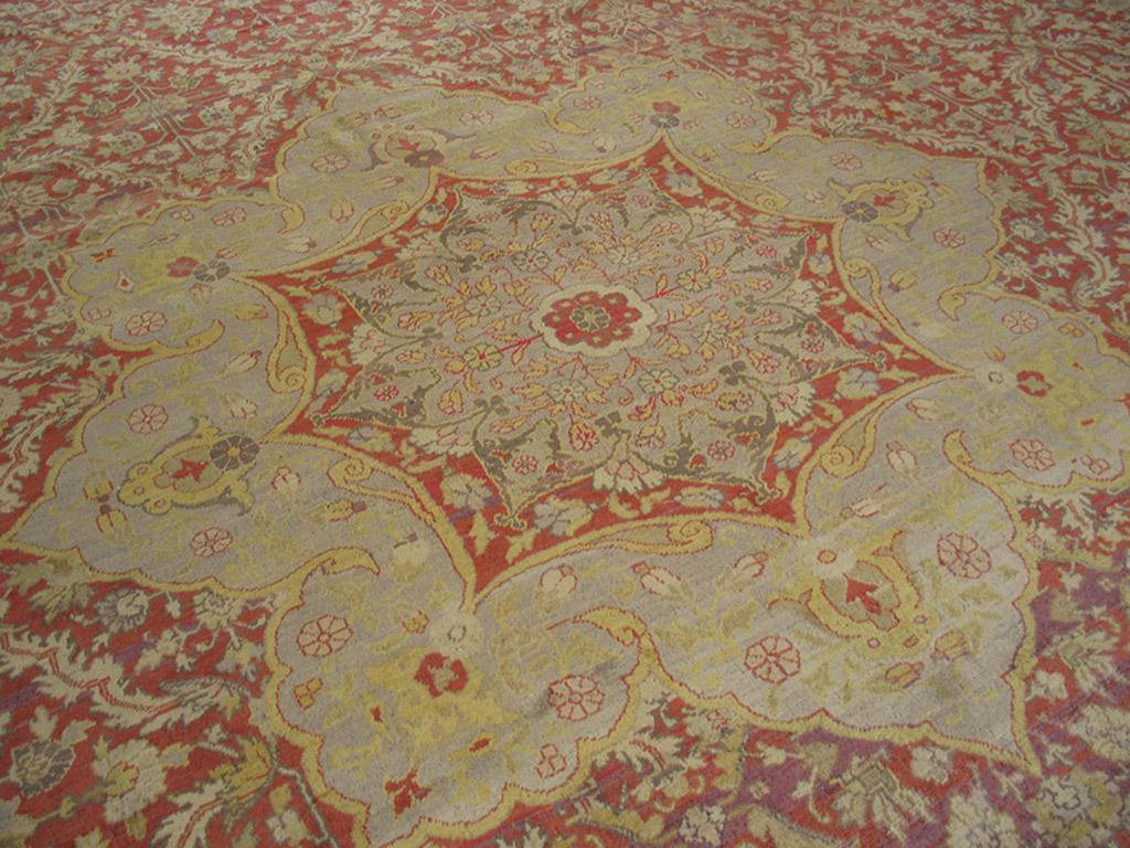 Early 20th C entry Turkish Hereke Carpet ( 20' x 25' x- 610 x 762 ) For Sale 2