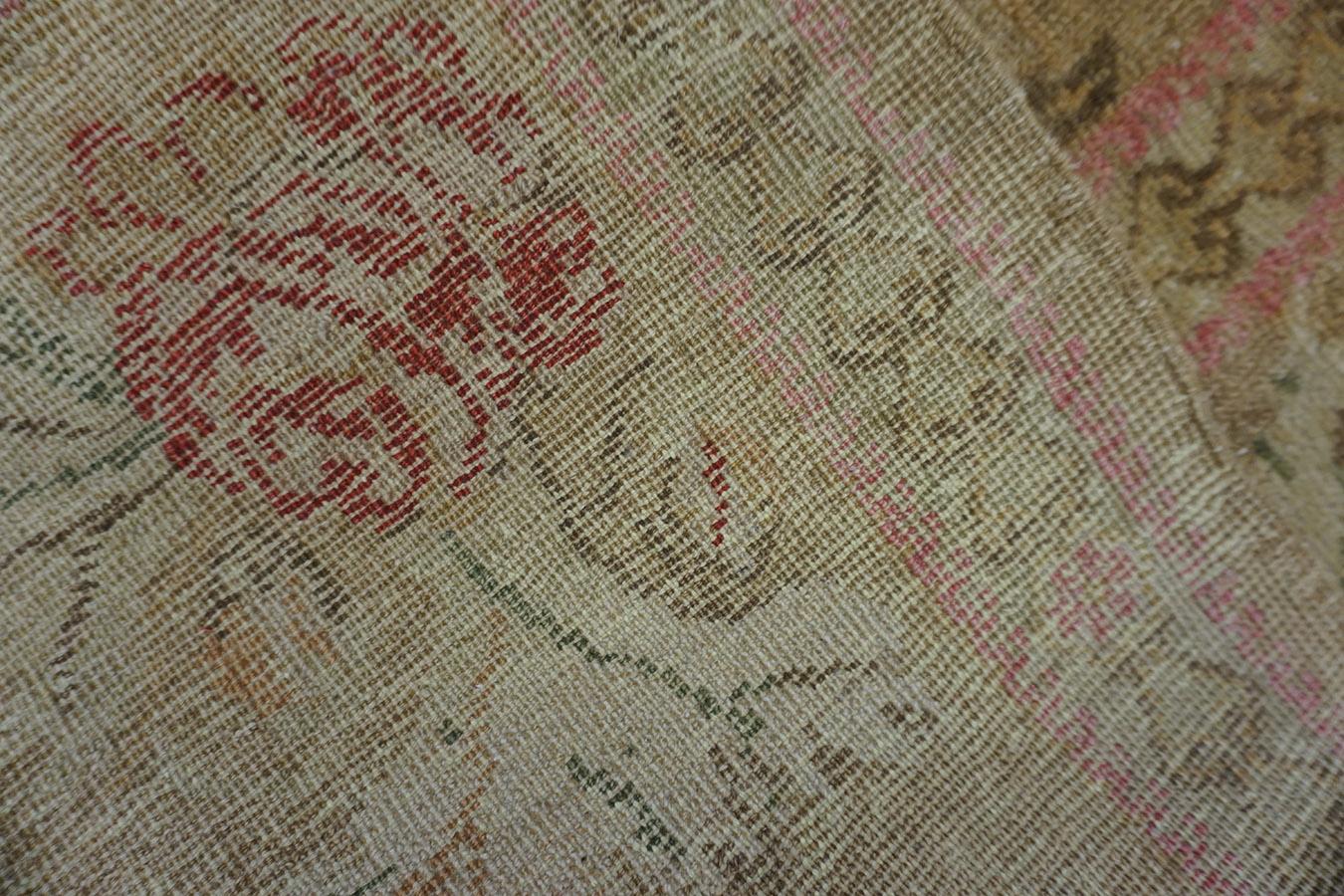 Türkischer Hereke-Teppich des frühen 20. Jahrhunderts ( 4''2 x 4''10 - 127 x 147) im Angebot 6