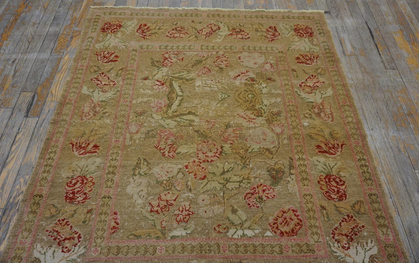 Early 20th Century Turkish Hereke Rug ( 4'2