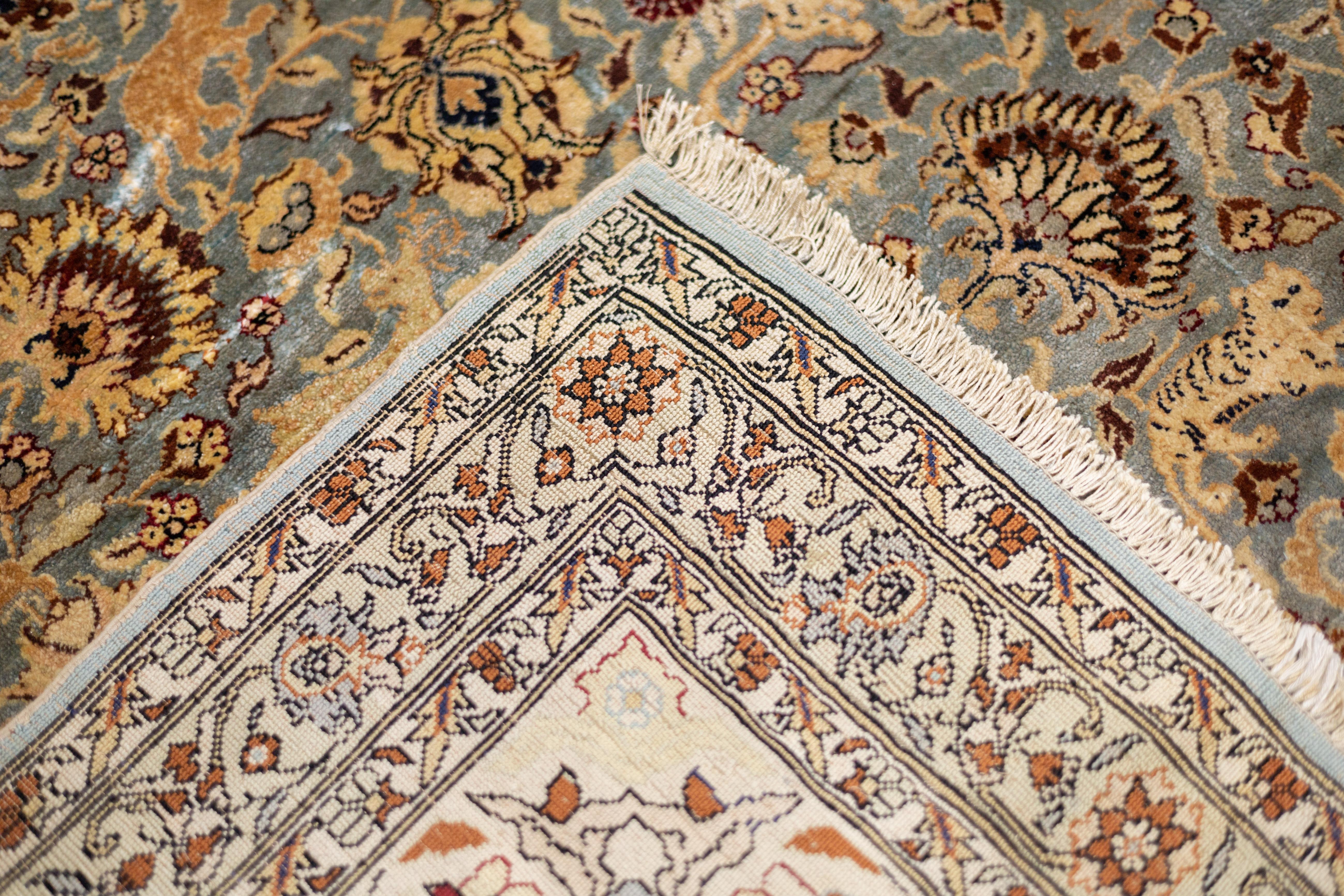 Tapis antique turc Hereke 6'10