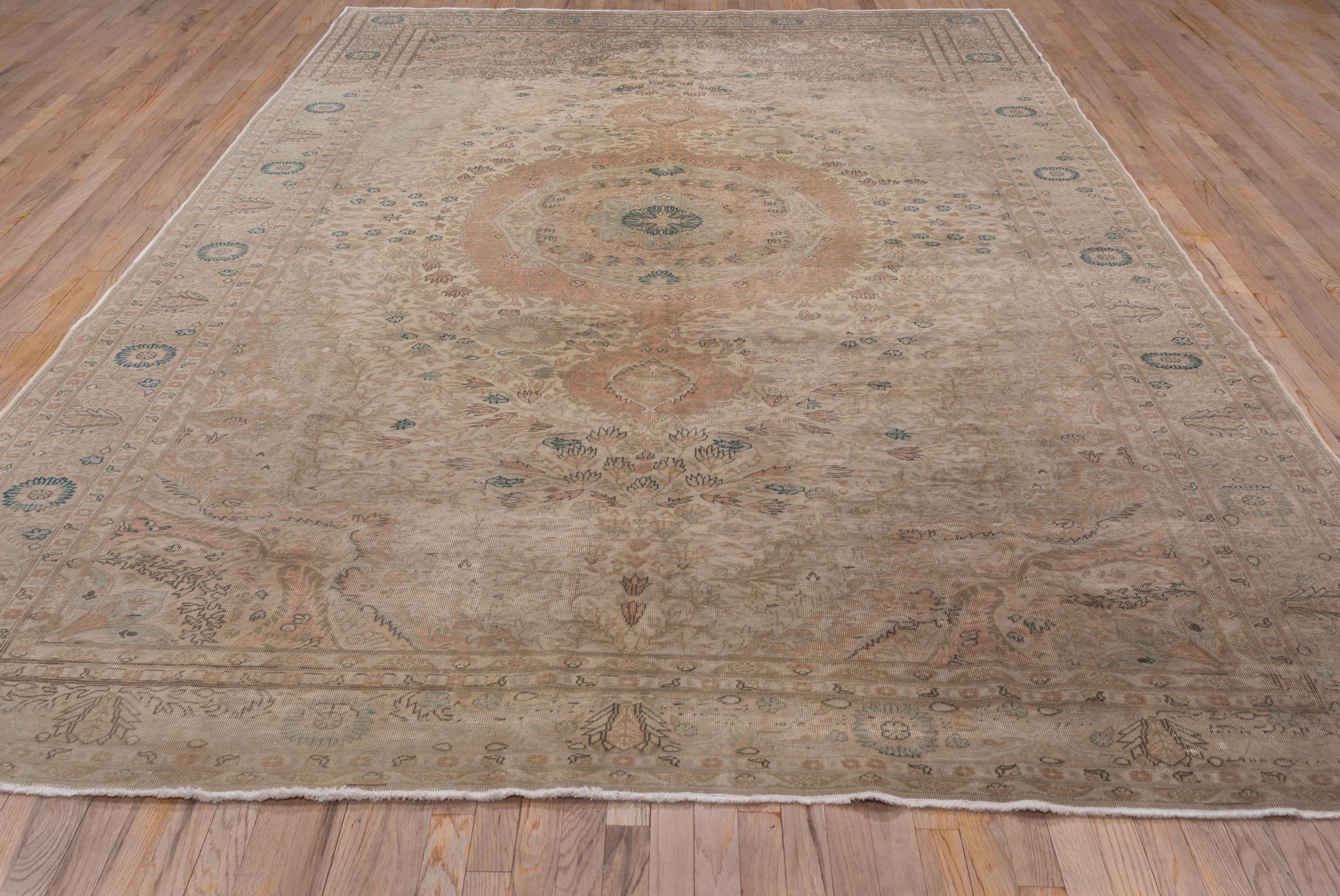 Antique Turkish Kaisary Carpet, Earth Tones In Good Condition In New York, NY