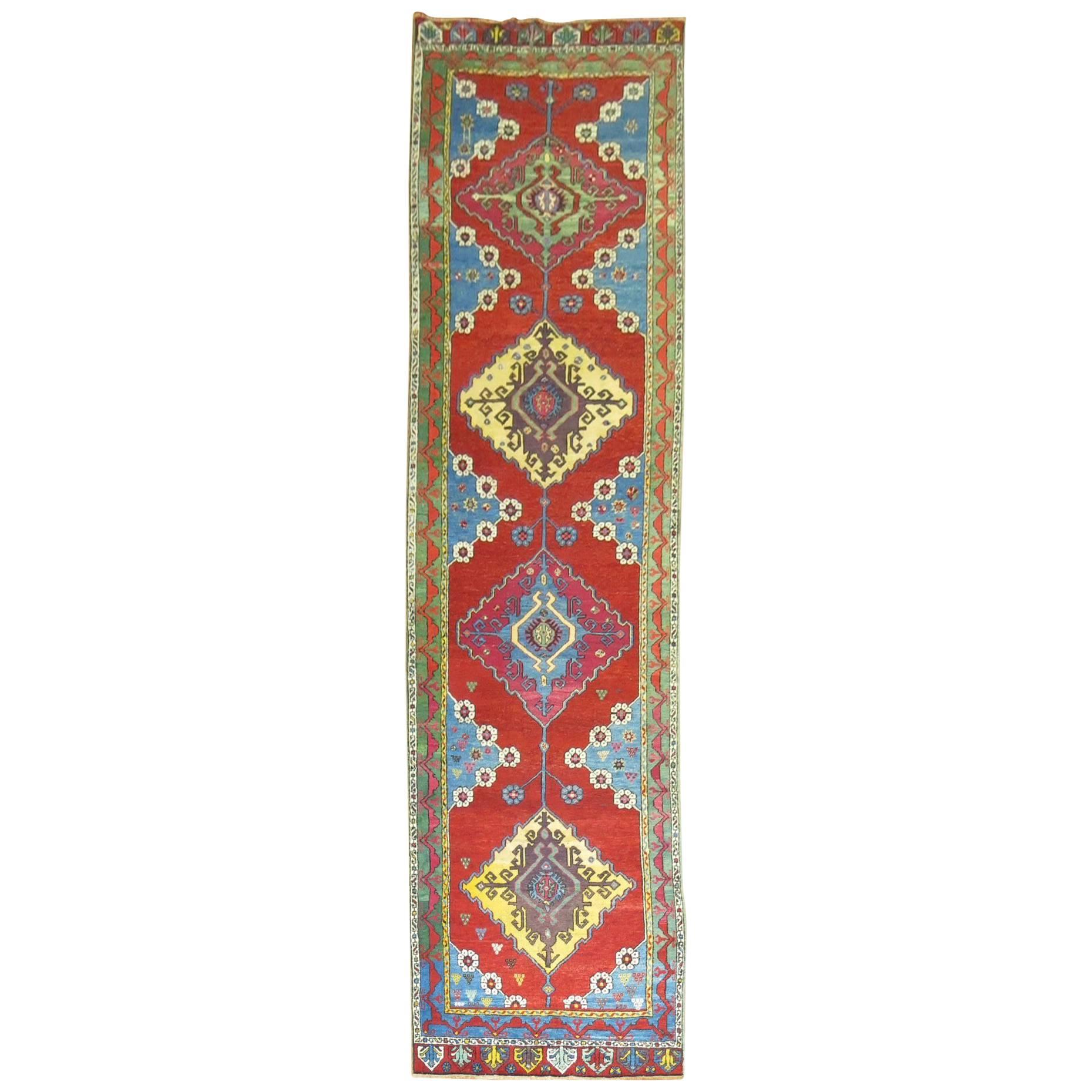 Tapis de couloir turc ancien de Karapinar