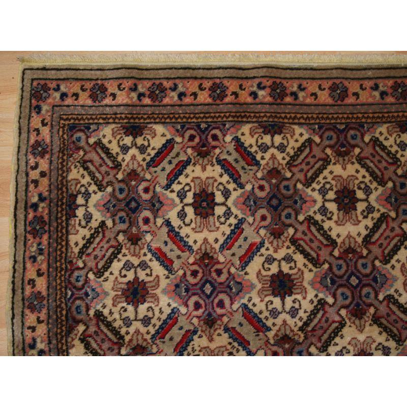 Antique Turkish Kayseri Rug with Traditional Lattice Design In Good Condition For Sale In Moreton-In-Marsh, GB