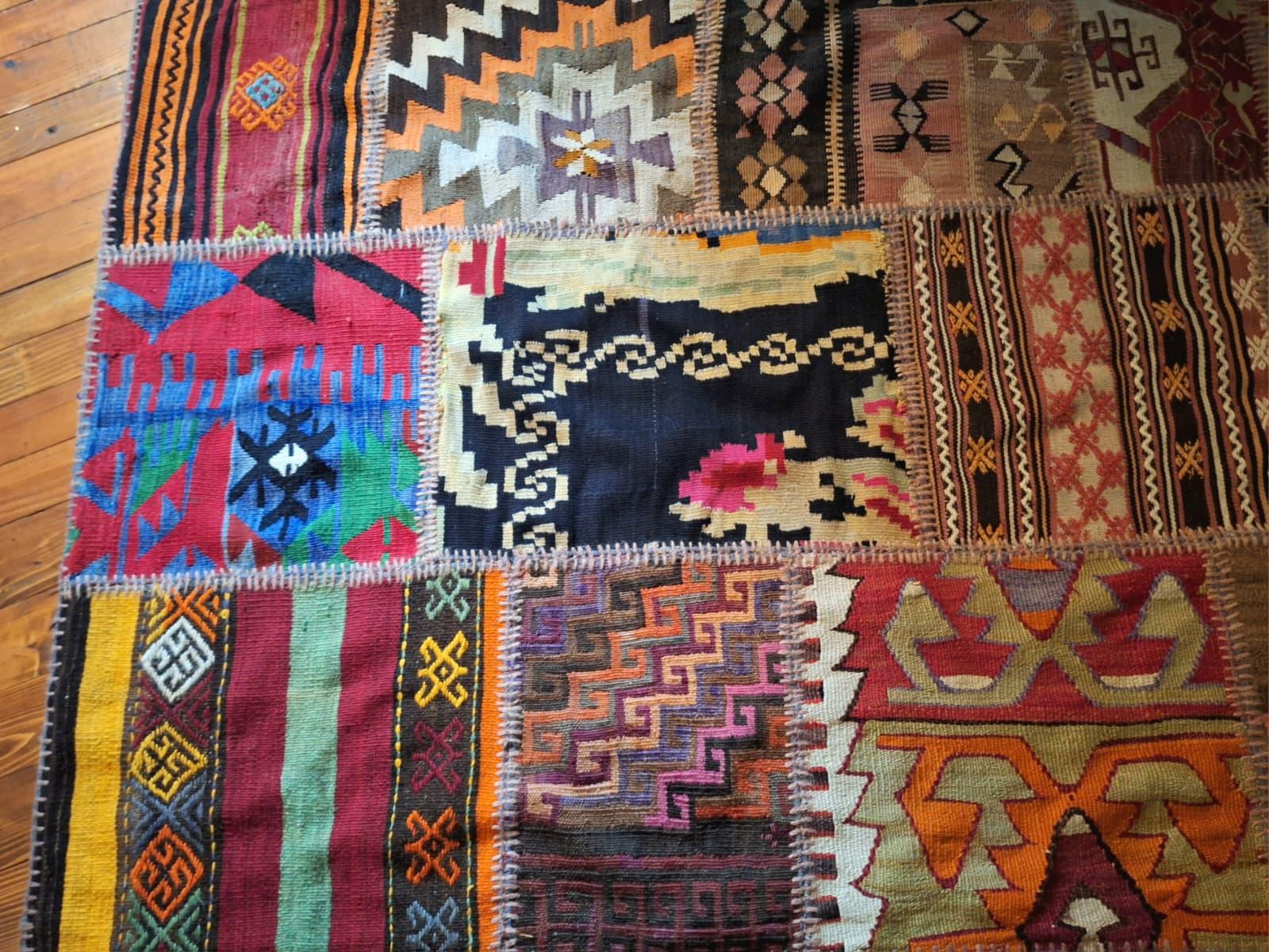 Metà XX secolo Kilim turco antico  Patch Work in vendita