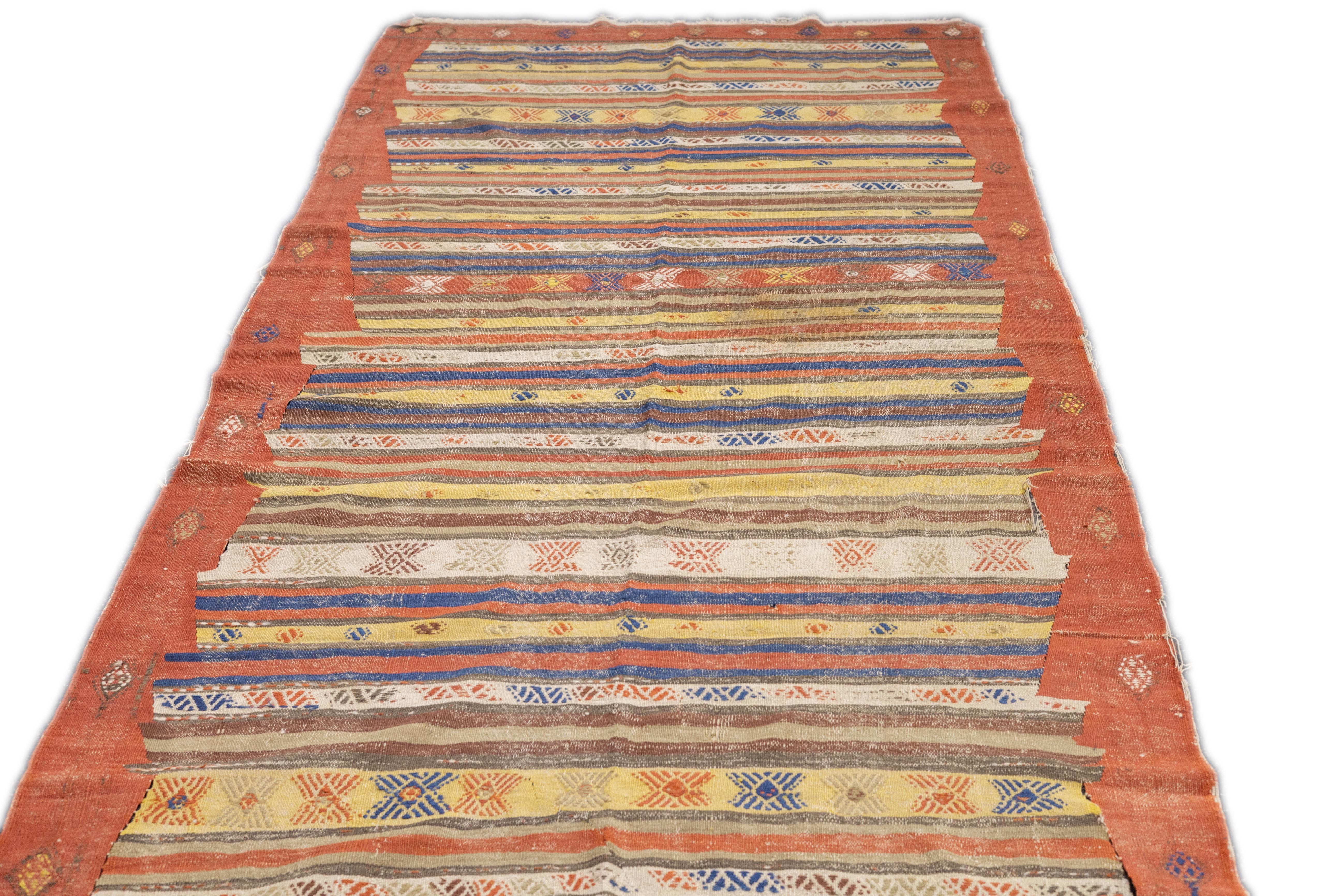 Antiker türkischer Kelim-Teppich 4'9'' x 10'5'' im Zustand „Gut“ im Angebot in New York, NY