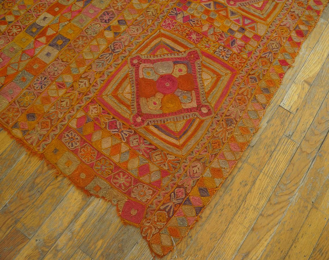 Bordado árabe marismeño de los años 70 ( 5' 3'' x 8' - 160 x 245 cm ) 4