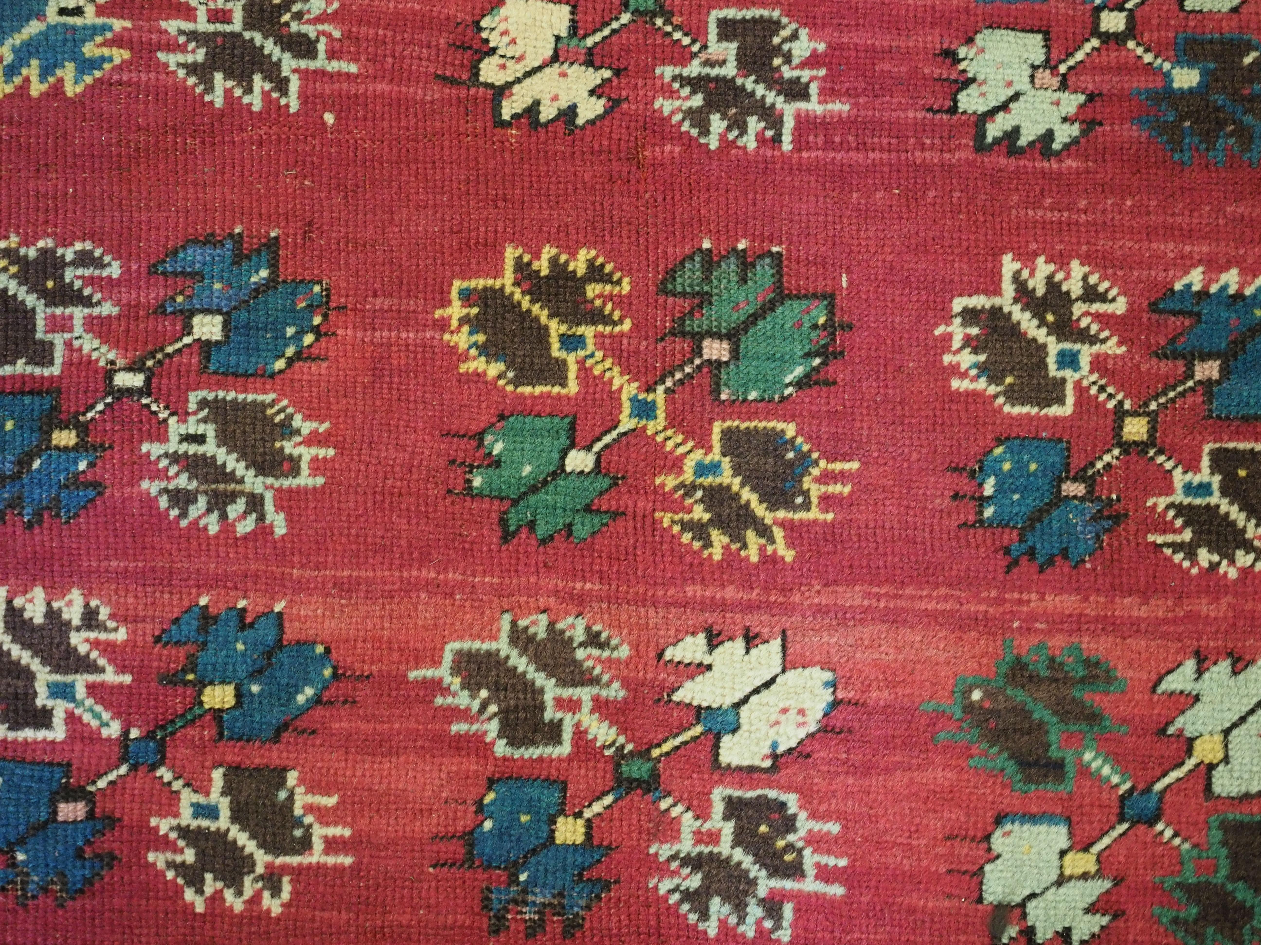 Antique Turkish Kirsehir Prayer Rug, Superb Colour, 2nd Half 19th Century For Sale 3