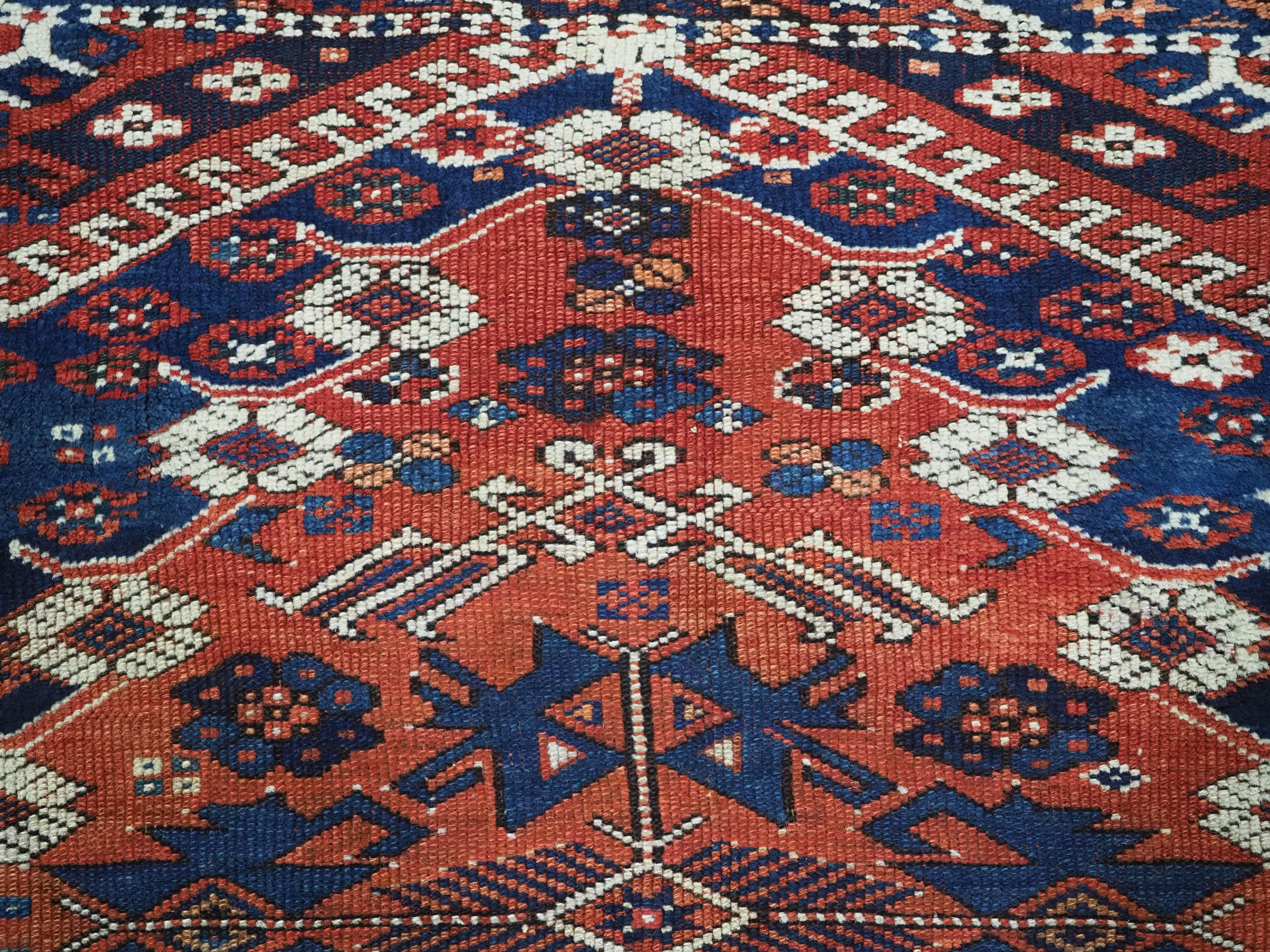 Mid-19th Century Antique Turkish Kiz Bergama rug of classic design with superb colour, circa 1850 For Sale