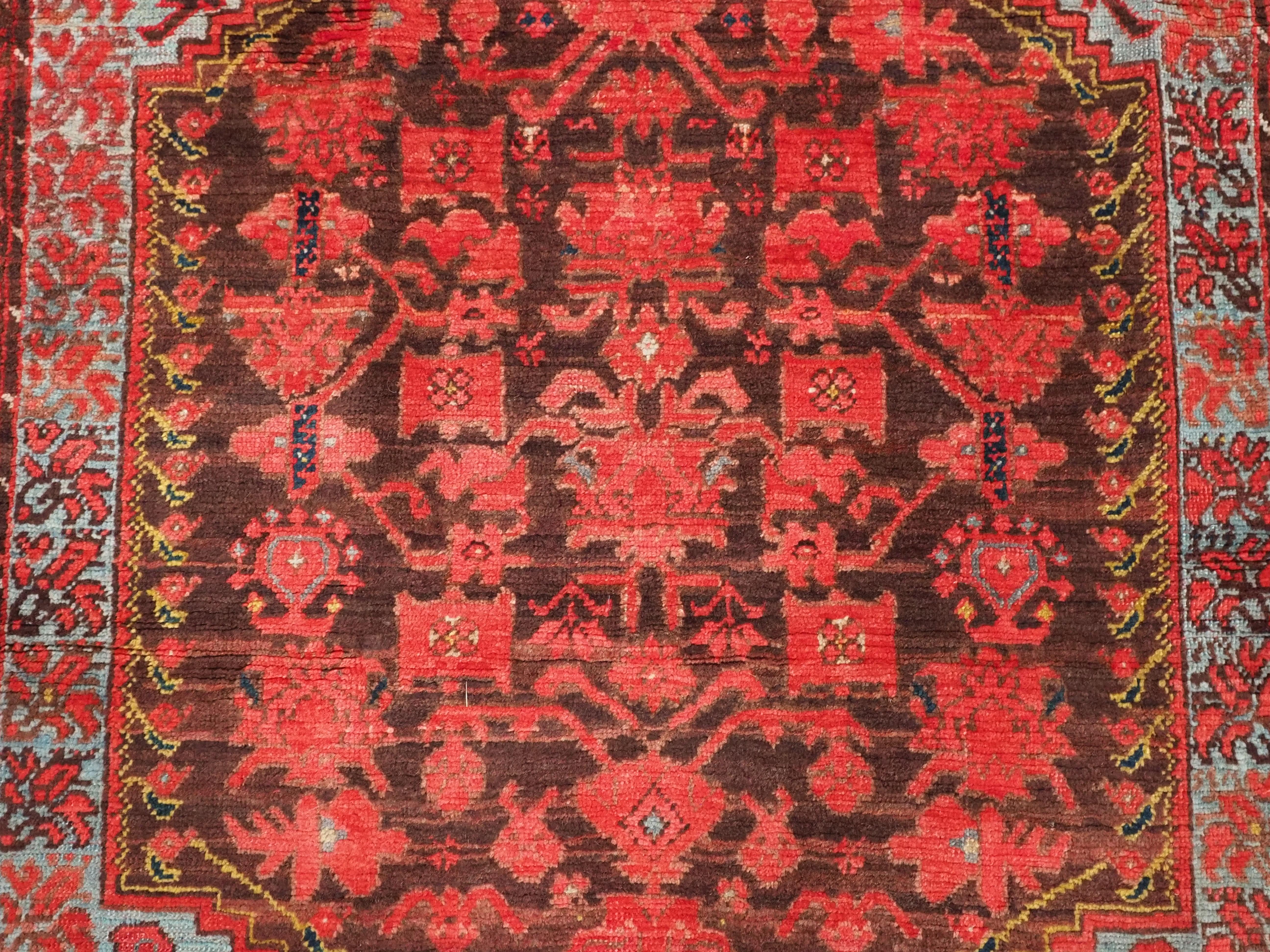  Antique Turkish Komurcu Kula rug of traditional desiign.  Circa 1900. For Sale 4