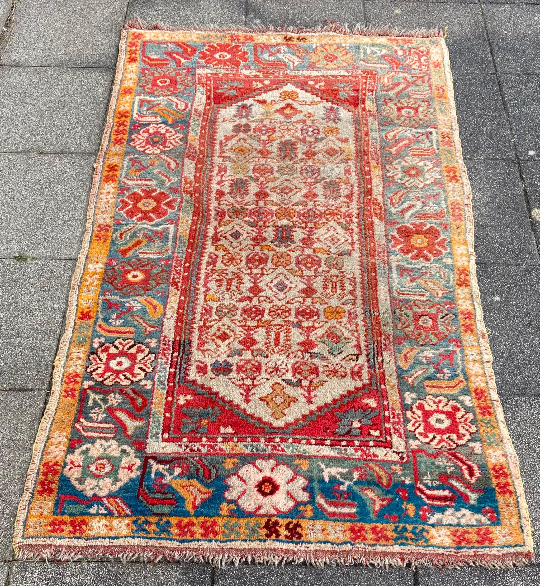 Antique Turkish Kula Rug In Good Condition For Sale In RÉDING, FR