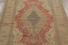 Antique Turkish Medallion Rug Stately Medallion & Ornate Vinery - Rug & Kilim