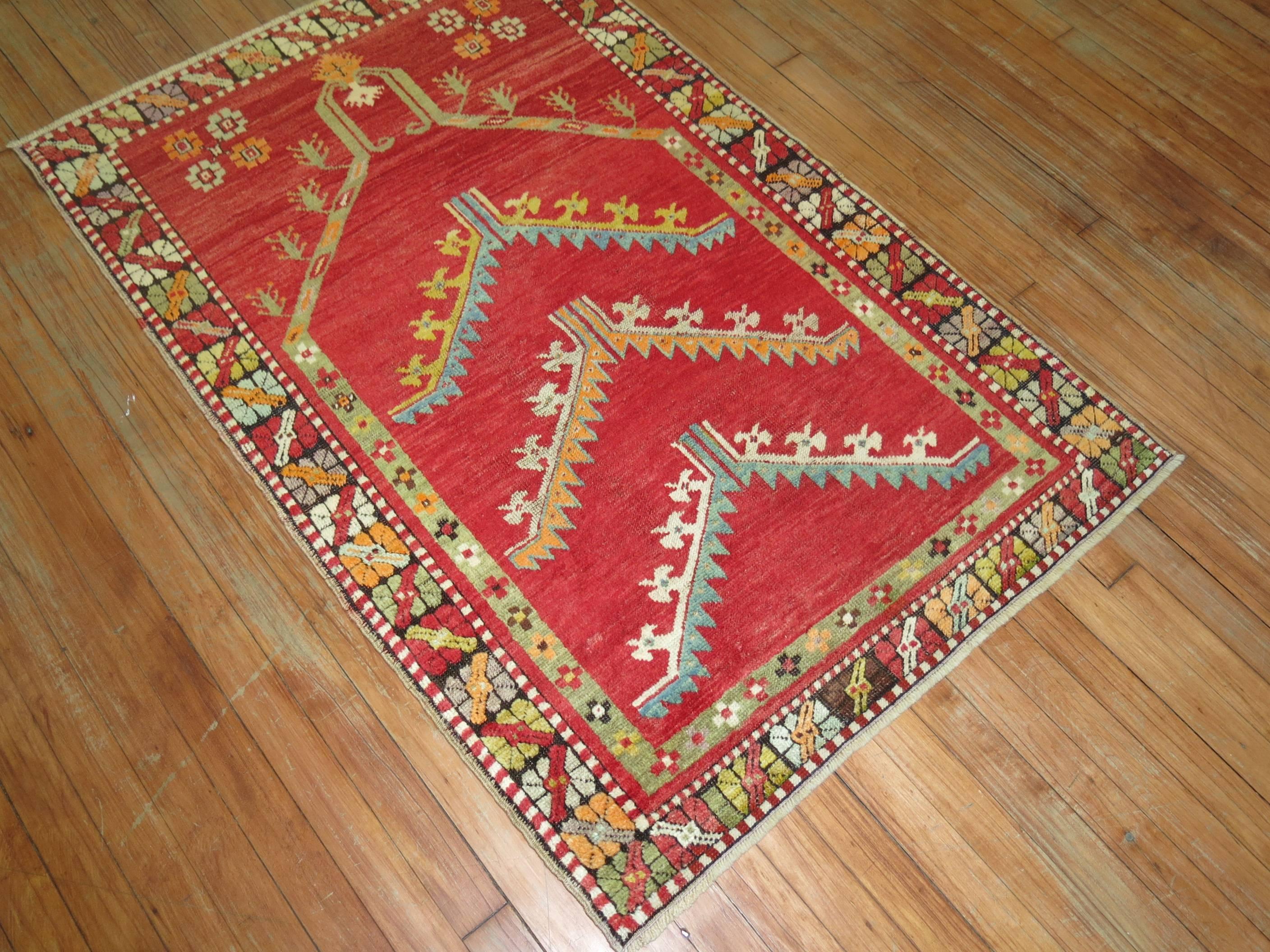 Zabihi Collection Antique Turkish Melas Prayer Niche Rug In Good Condition For Sale In New York, NY