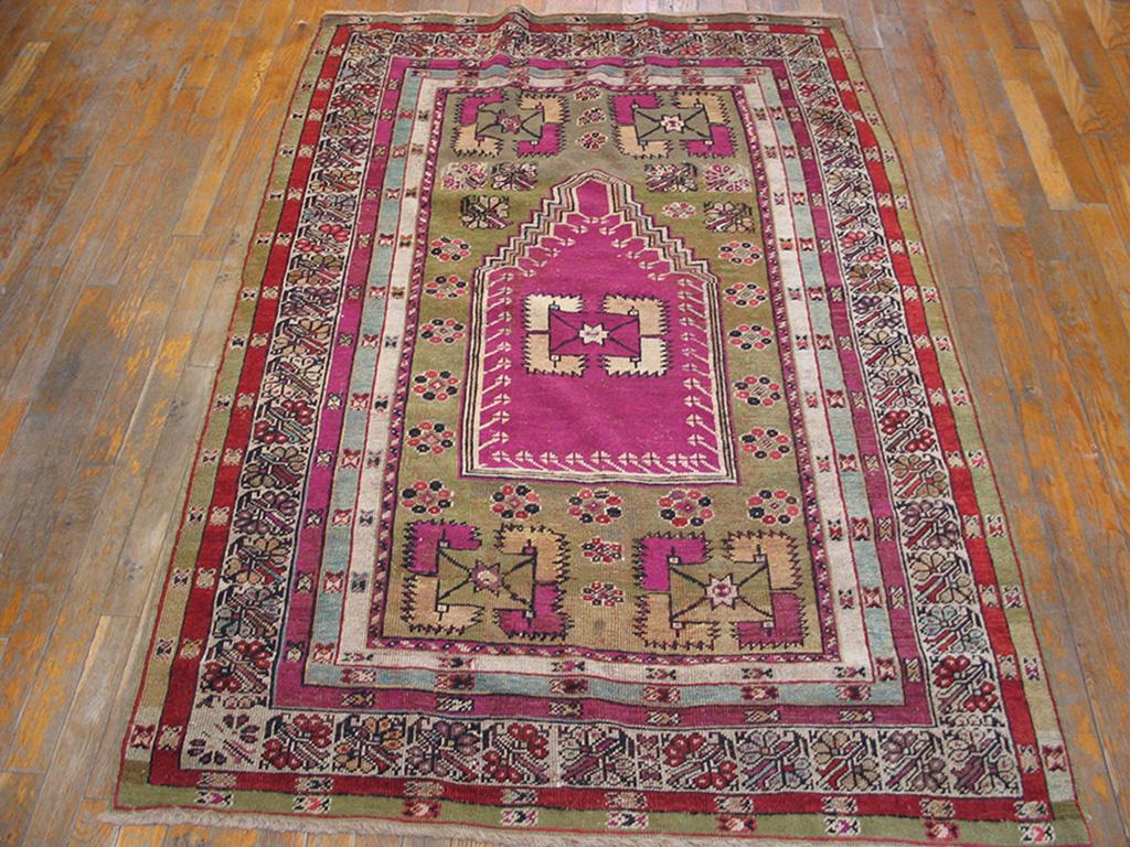 Hand-Knotted 19th Century Turkish Anatolian Melas Prayer Rug ( 4 x 6' - 122 x 183 ) For Sale