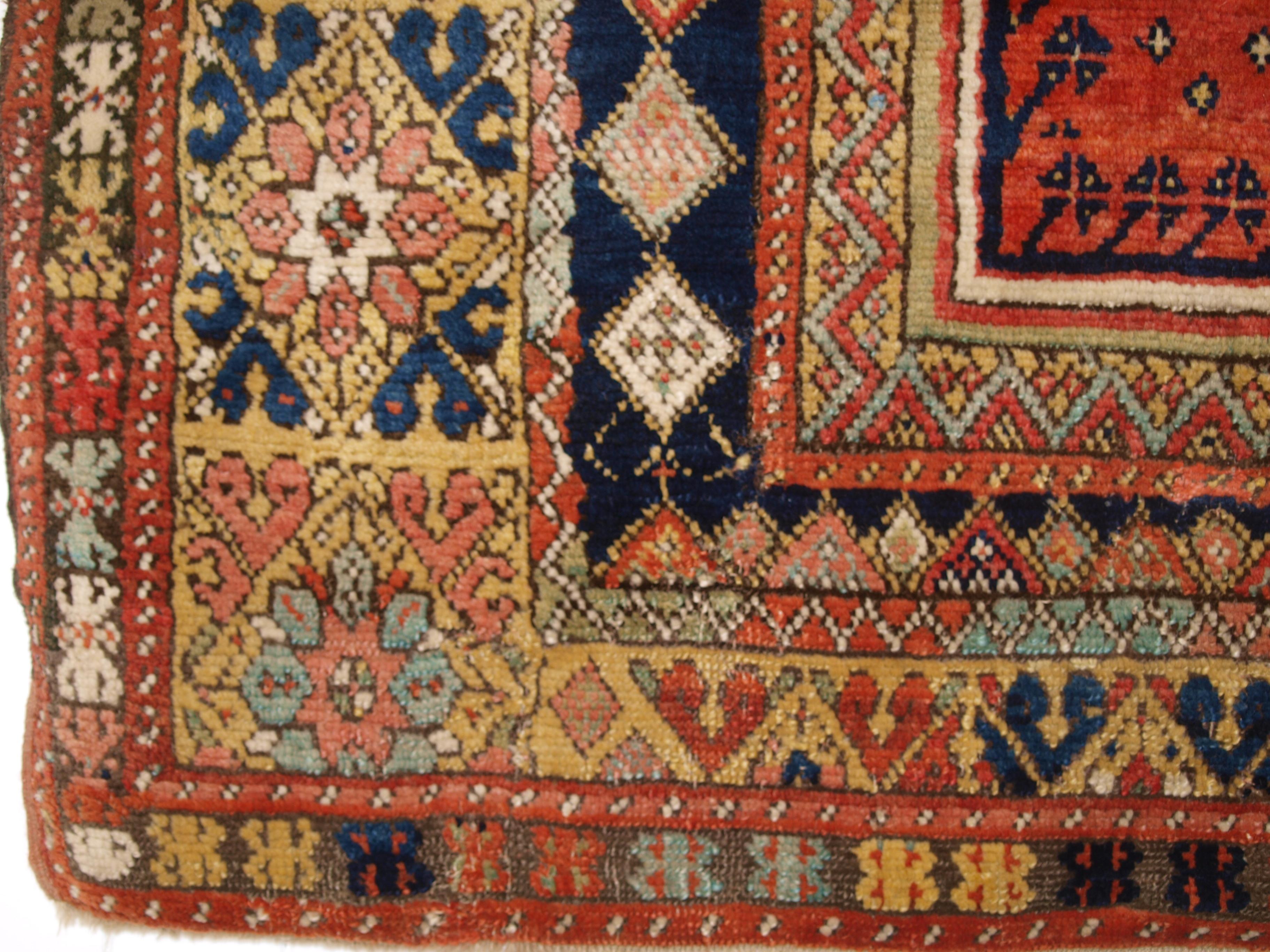Antique Turkish Mujur Prayer Rug of Classic Design, Mid 19th Century For Sale 8