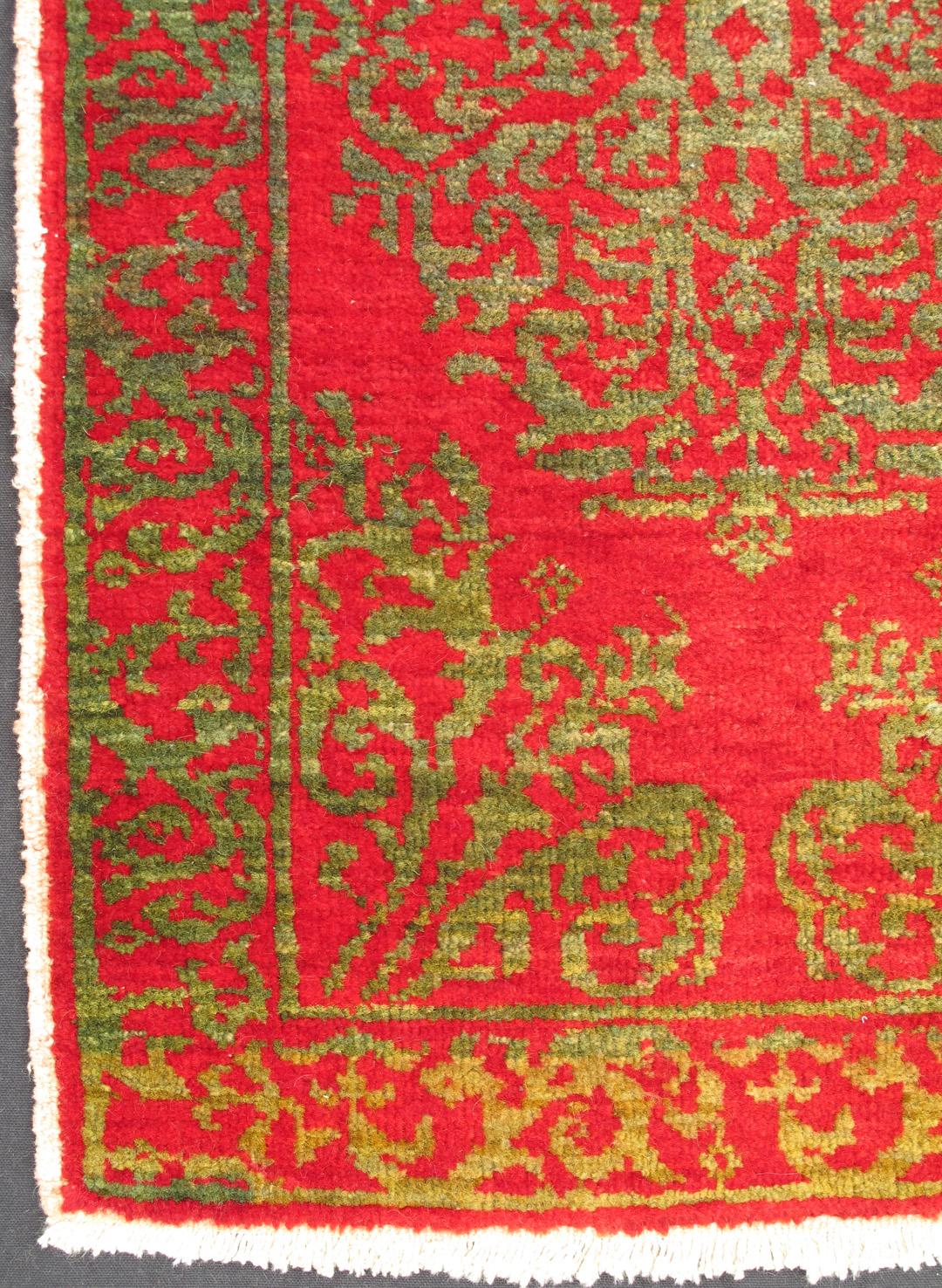 Oushak Antique Turkish Ottoman Rug with Floral Medallion in Red and Green For Sale