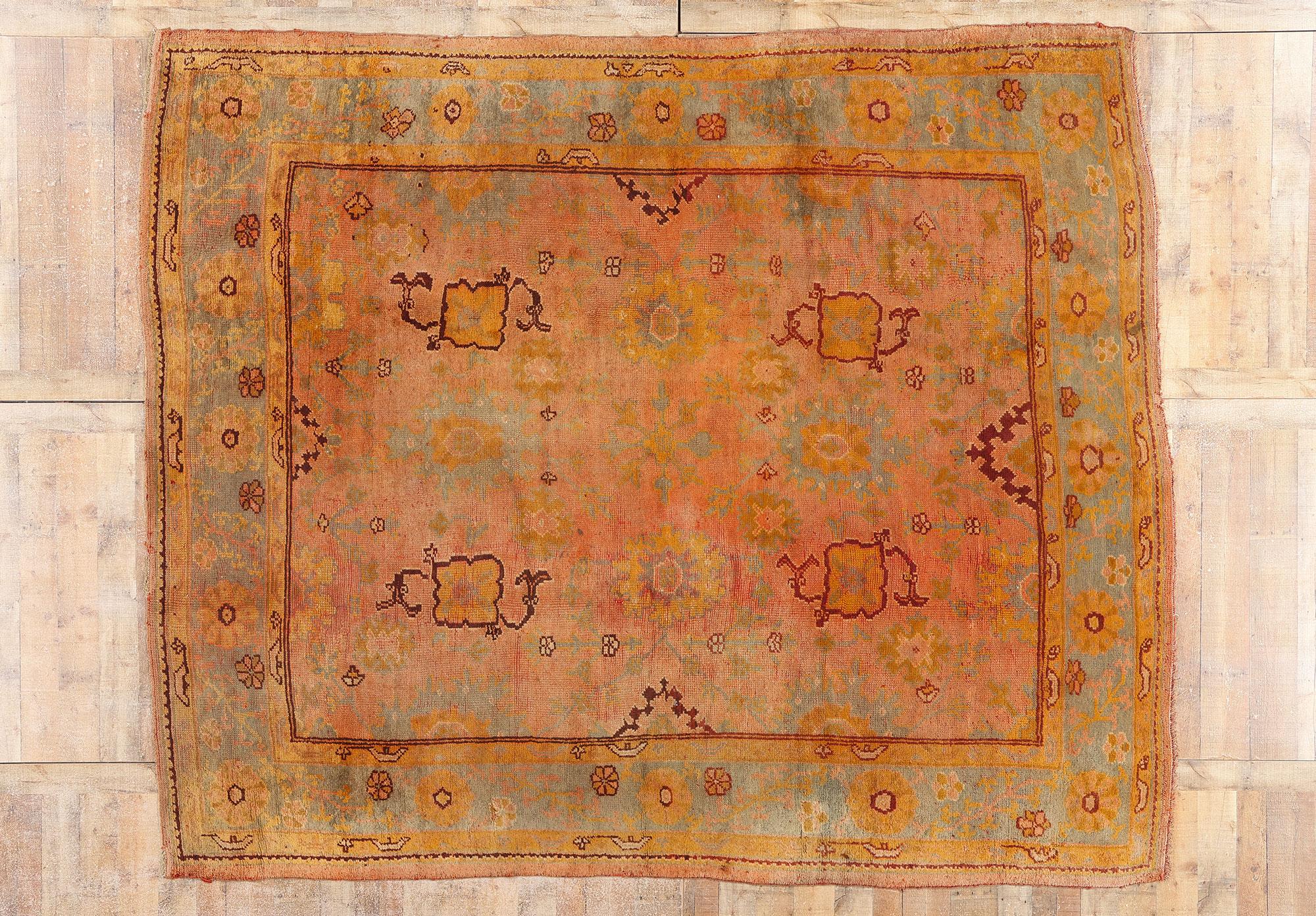 Late 19th Century Antique Turkish Oushak Rug with Traditional Style For Sale 3