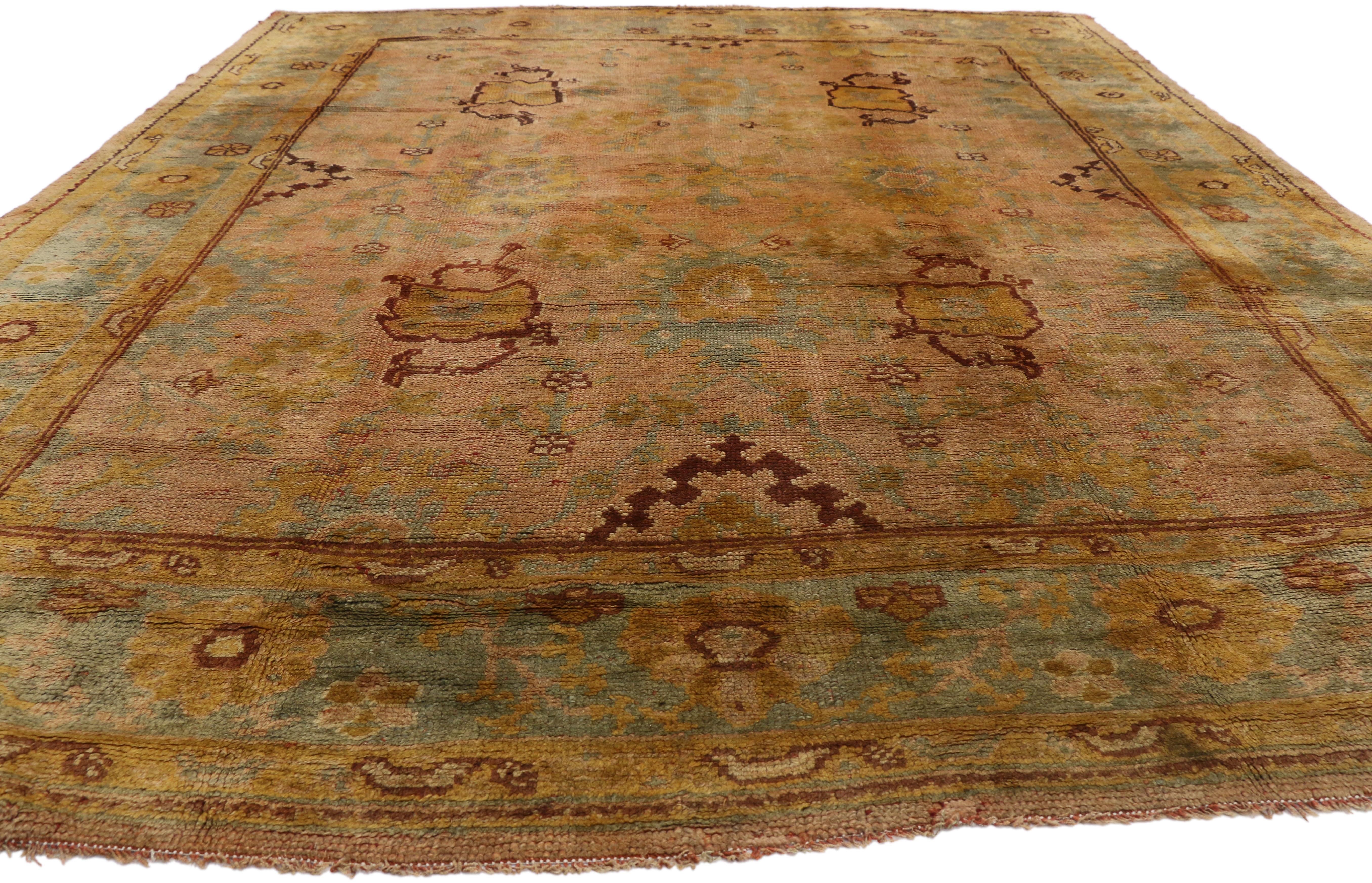 Antique Turkish Oushak Area Rug with French Provincial and Louis XIV Style In Good Condition For Sale In Dallas, TX