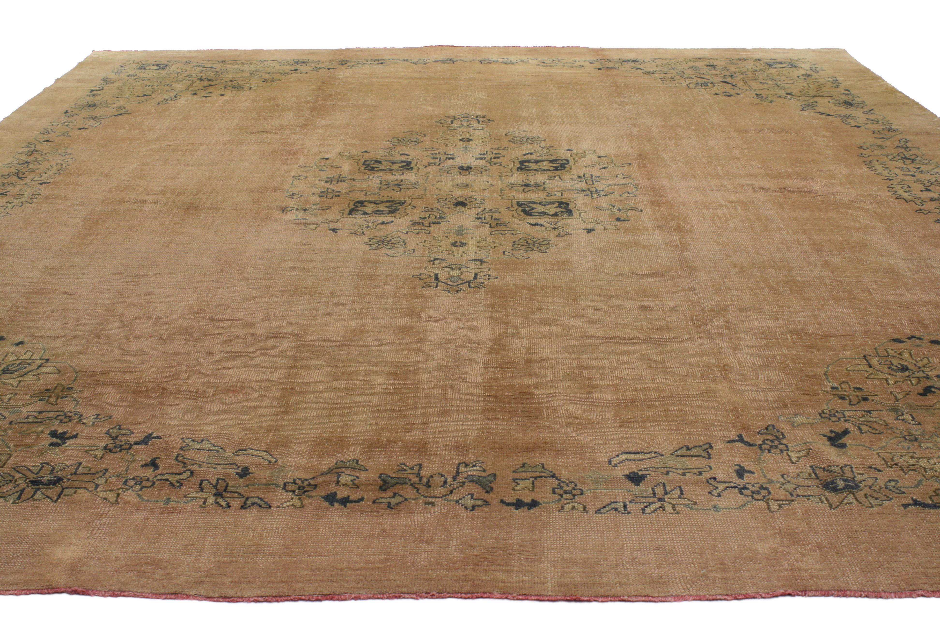 Antique Turkish Oushak Area Rug with Rustic Romantic Georgian Style In Distressed Condition For Sale In Dallas, TX