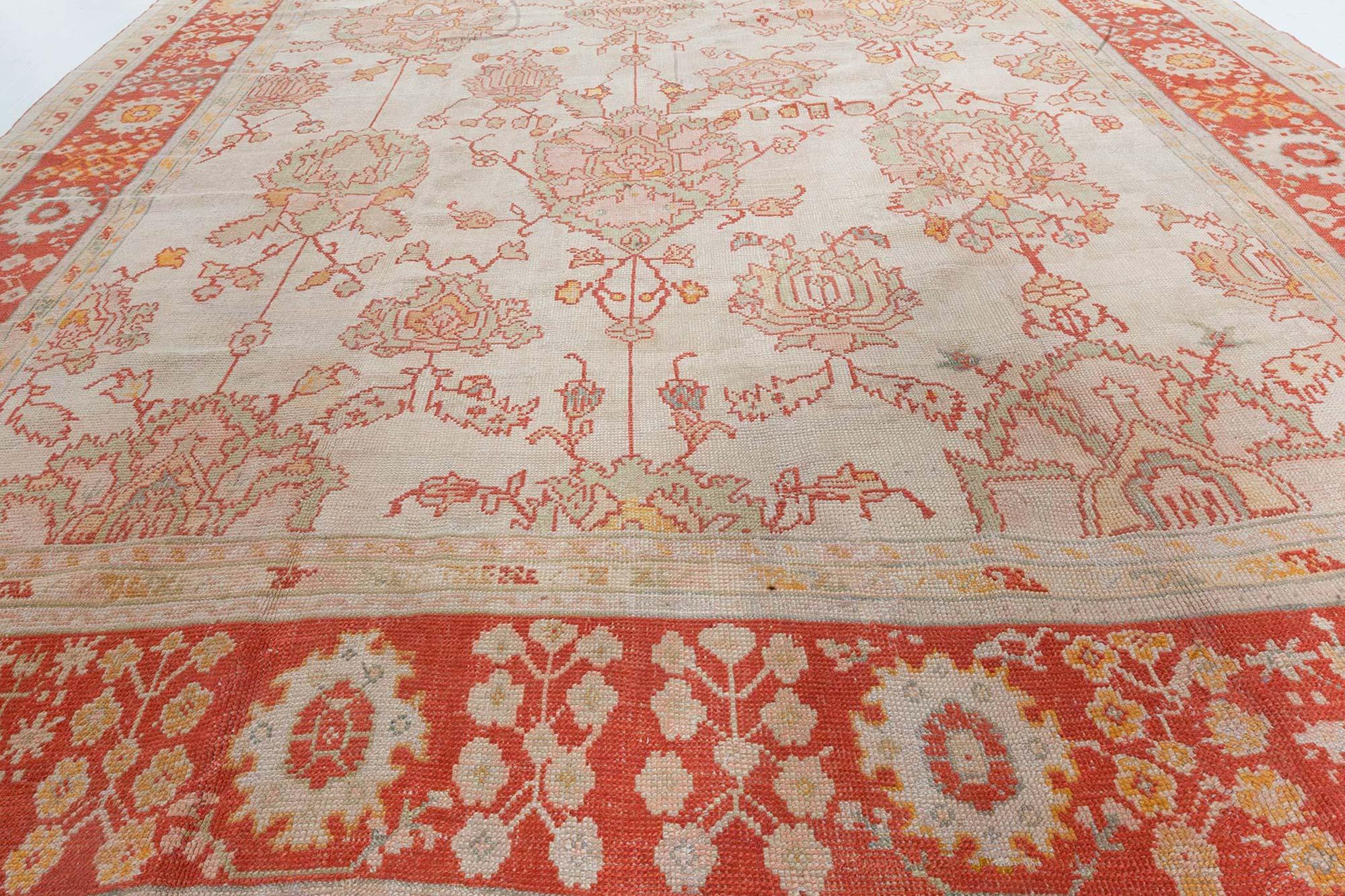 Antique Turkish Oushak Beige Handwoven Wool Carpet In Good Condition For Sale In New York, NY