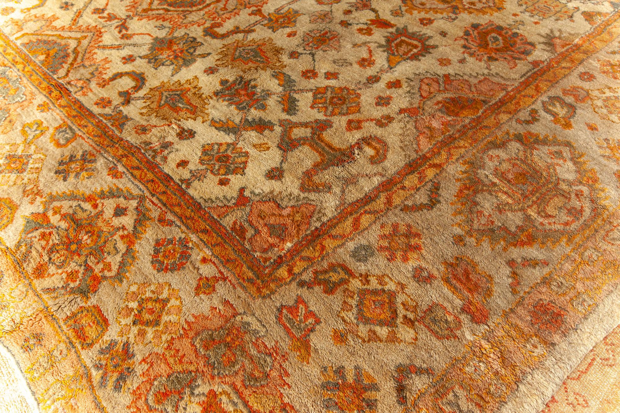 Antique Turkish Oushak Botanic Handmade Wool Rug In Good Condition For Sale In New York, NY