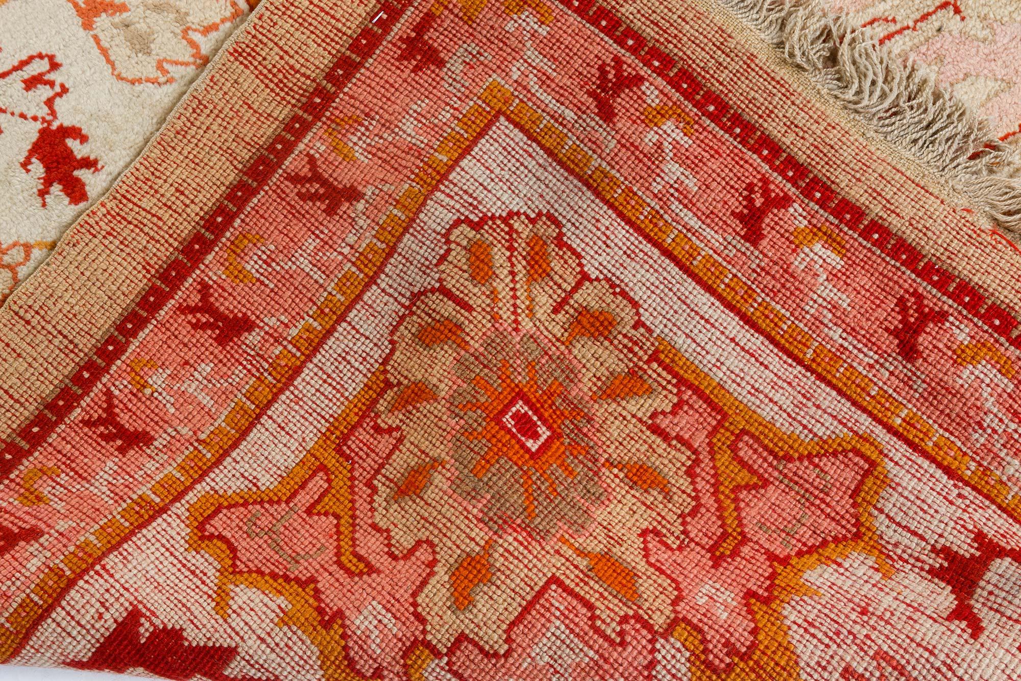 Ancien tapis turc Oushak Botanic tissé à la main en vente 1