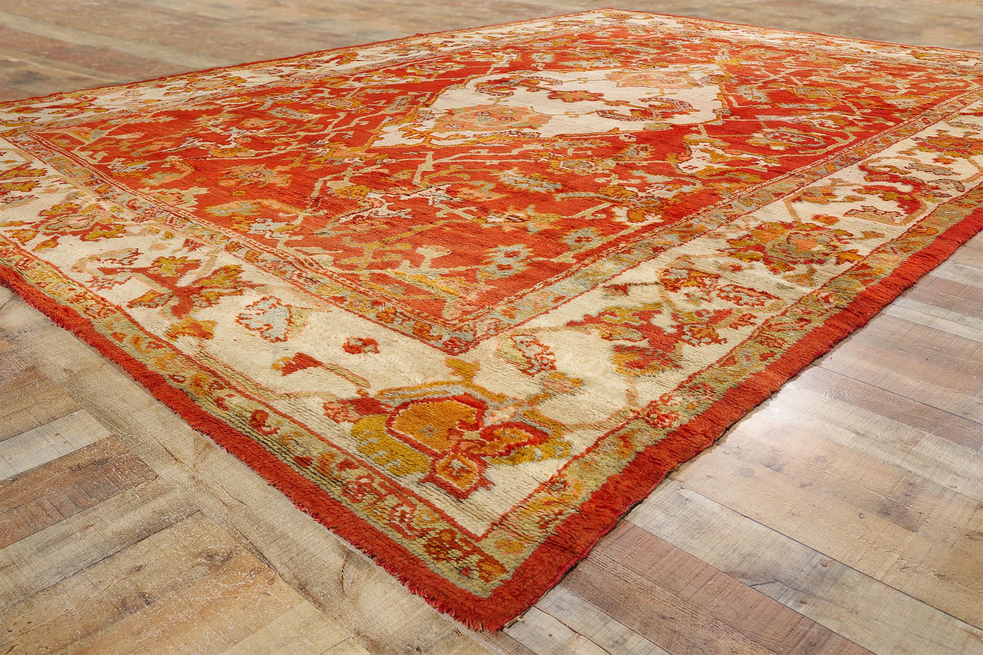 XX secolo Tappeto turco Oushak del 1900 con stile moderno in vendita