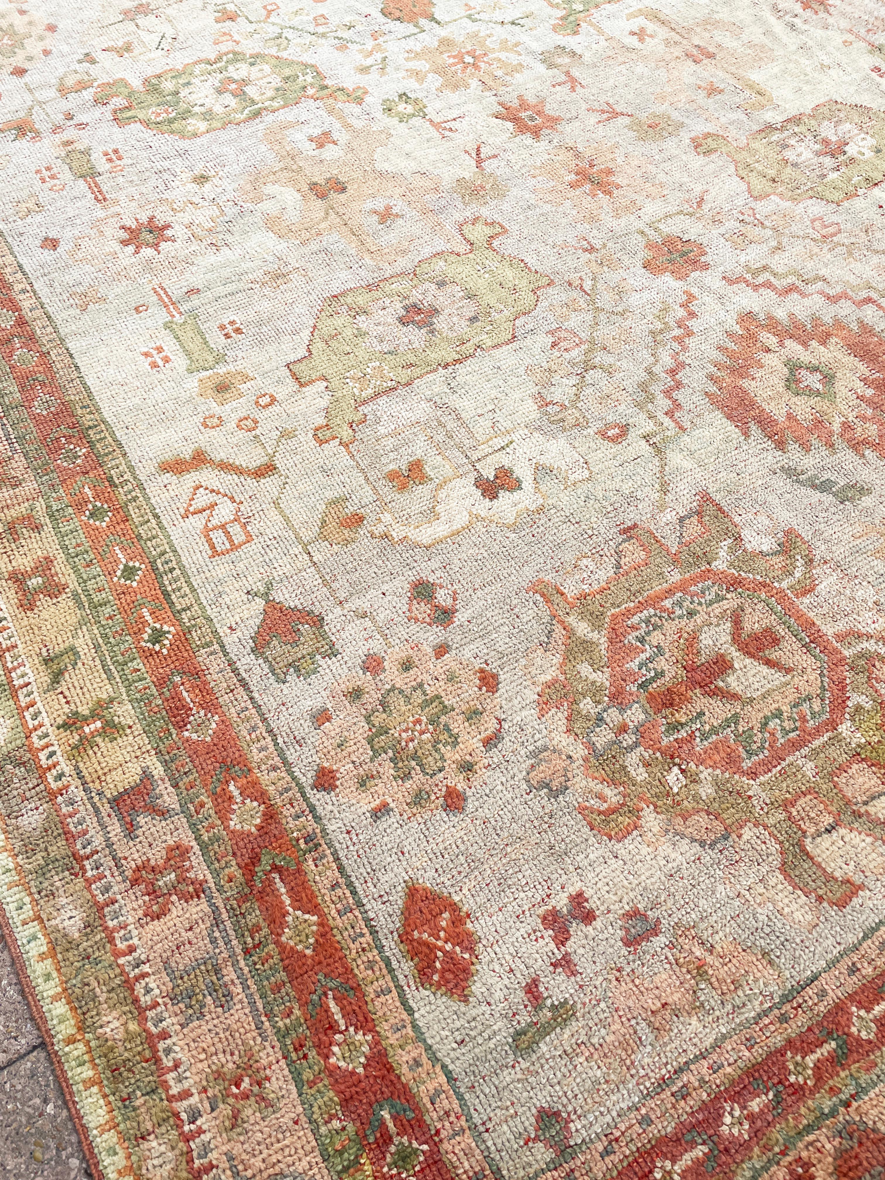 Antique Turkish Oushak Carpet, Oil painting for your floor  For Sale 7