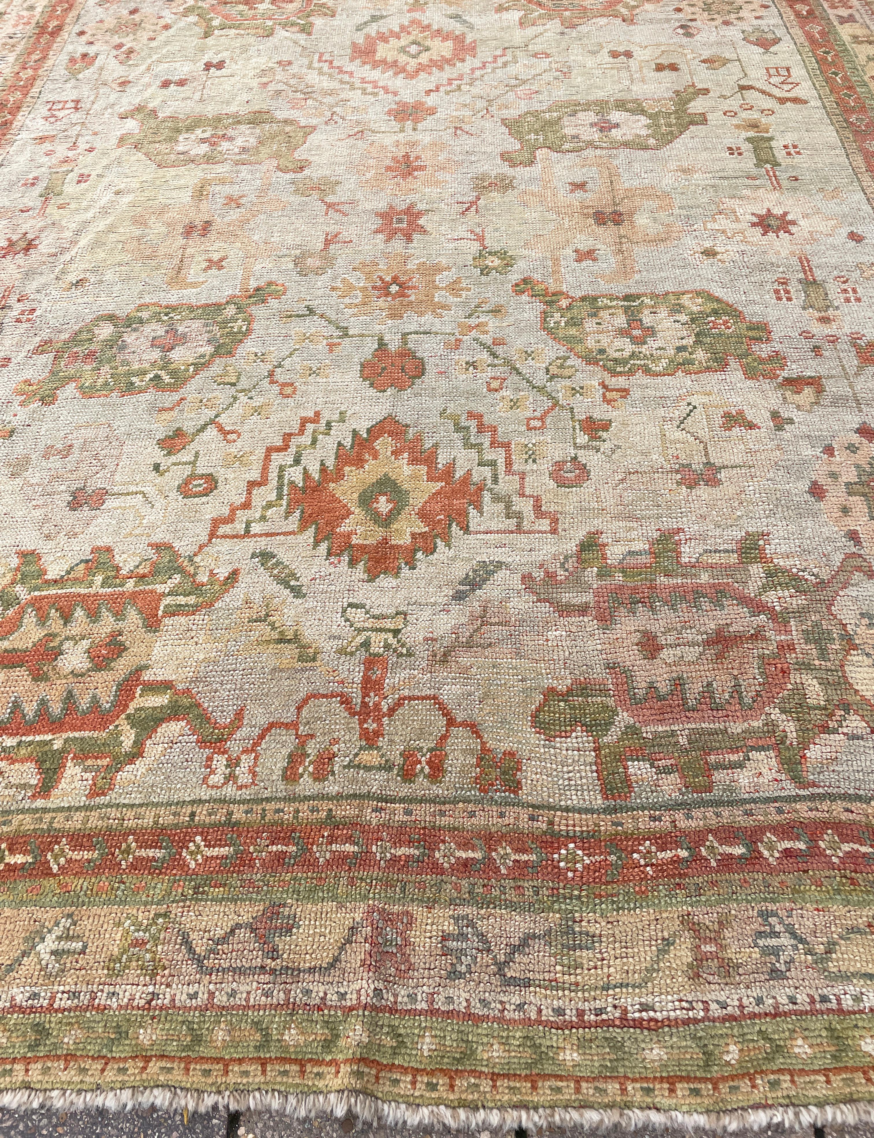 Antique Turkish Oushak Carpet, Oil painting for your floor  For Sale 11