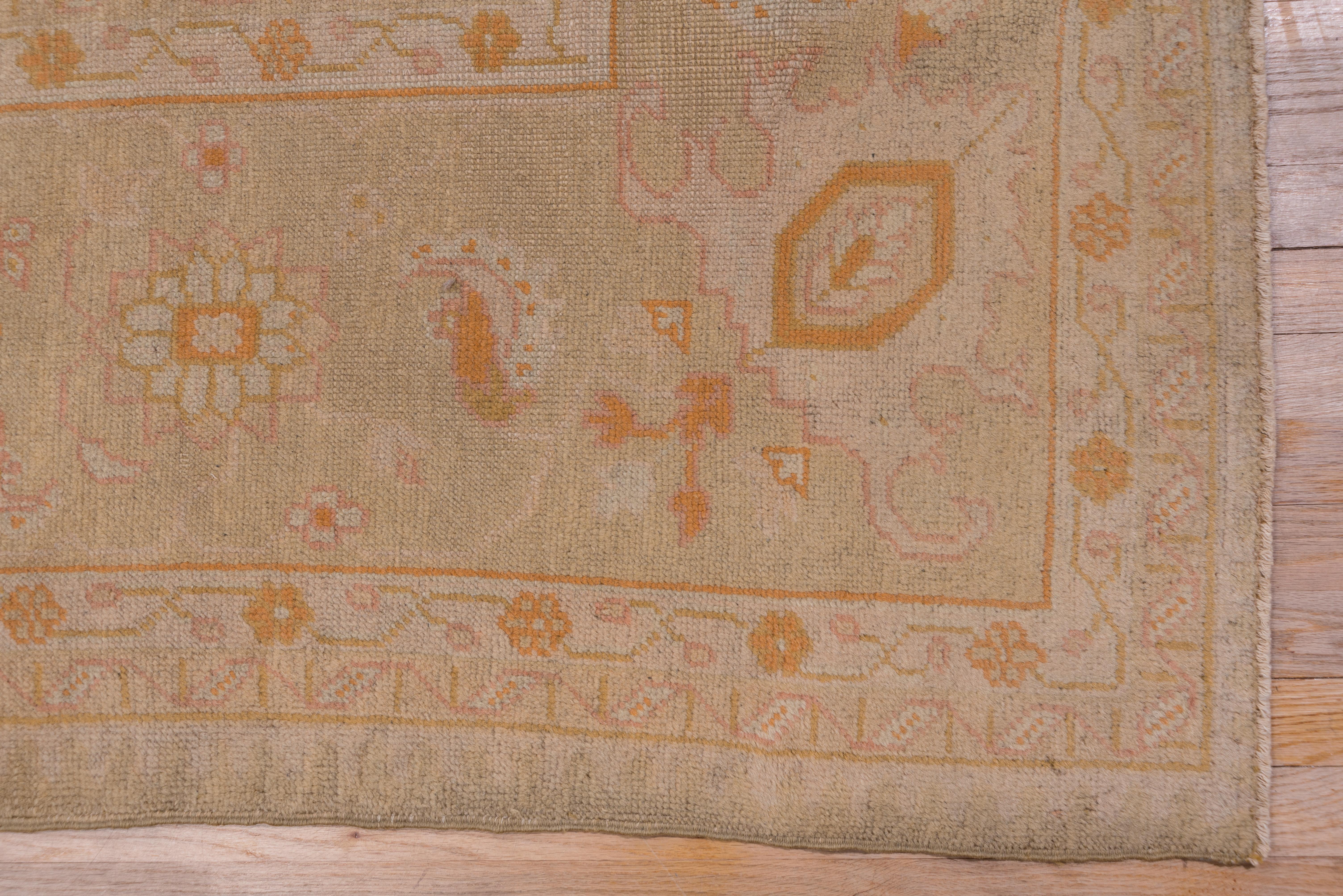 Antique Turkish Oushak Carpet, Soft Palette In Good Condition In New York, NY