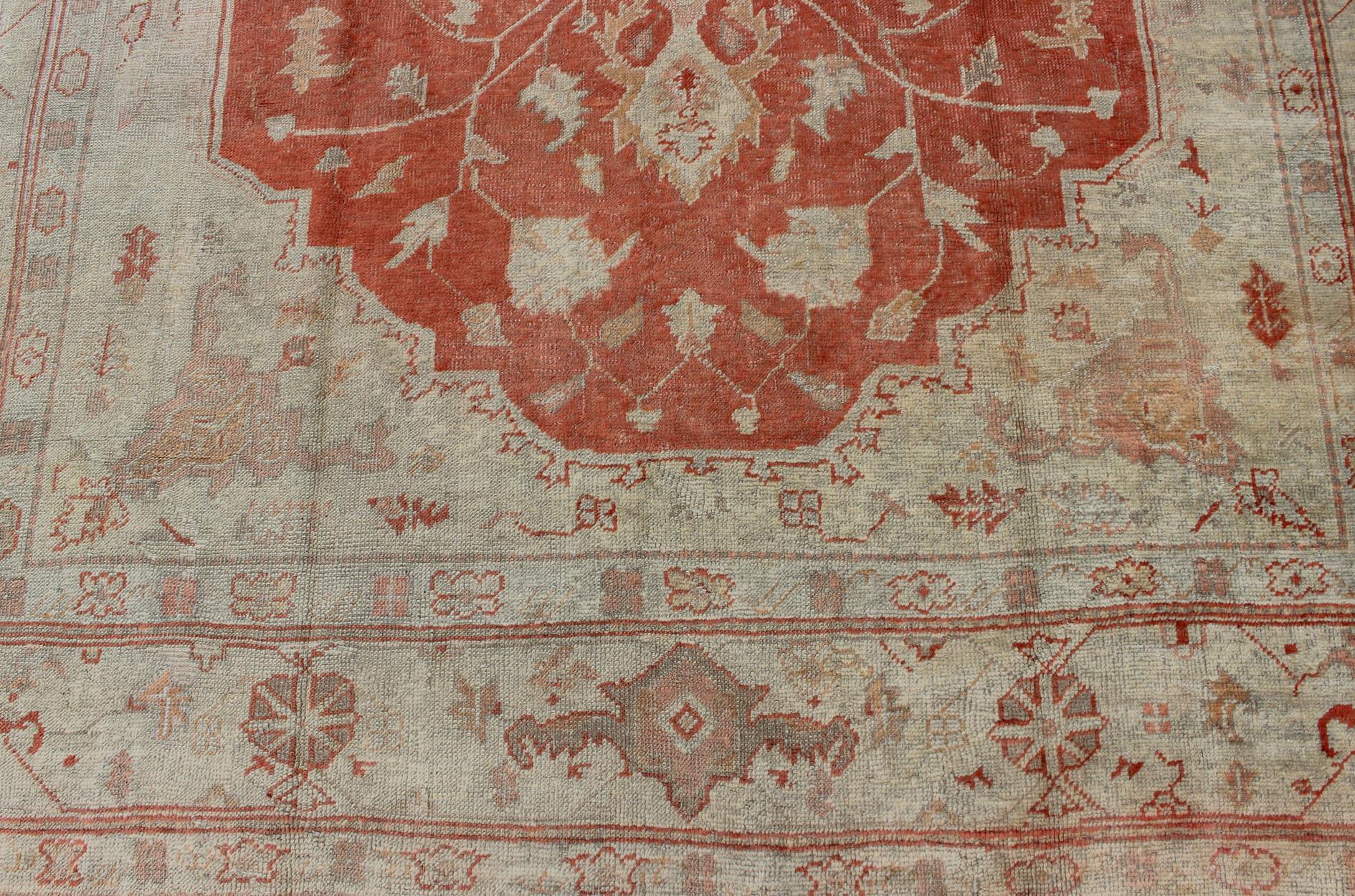 Antique Turkish Oushak Carpet With Medallion In Cream and Soft Orange For Sale 1