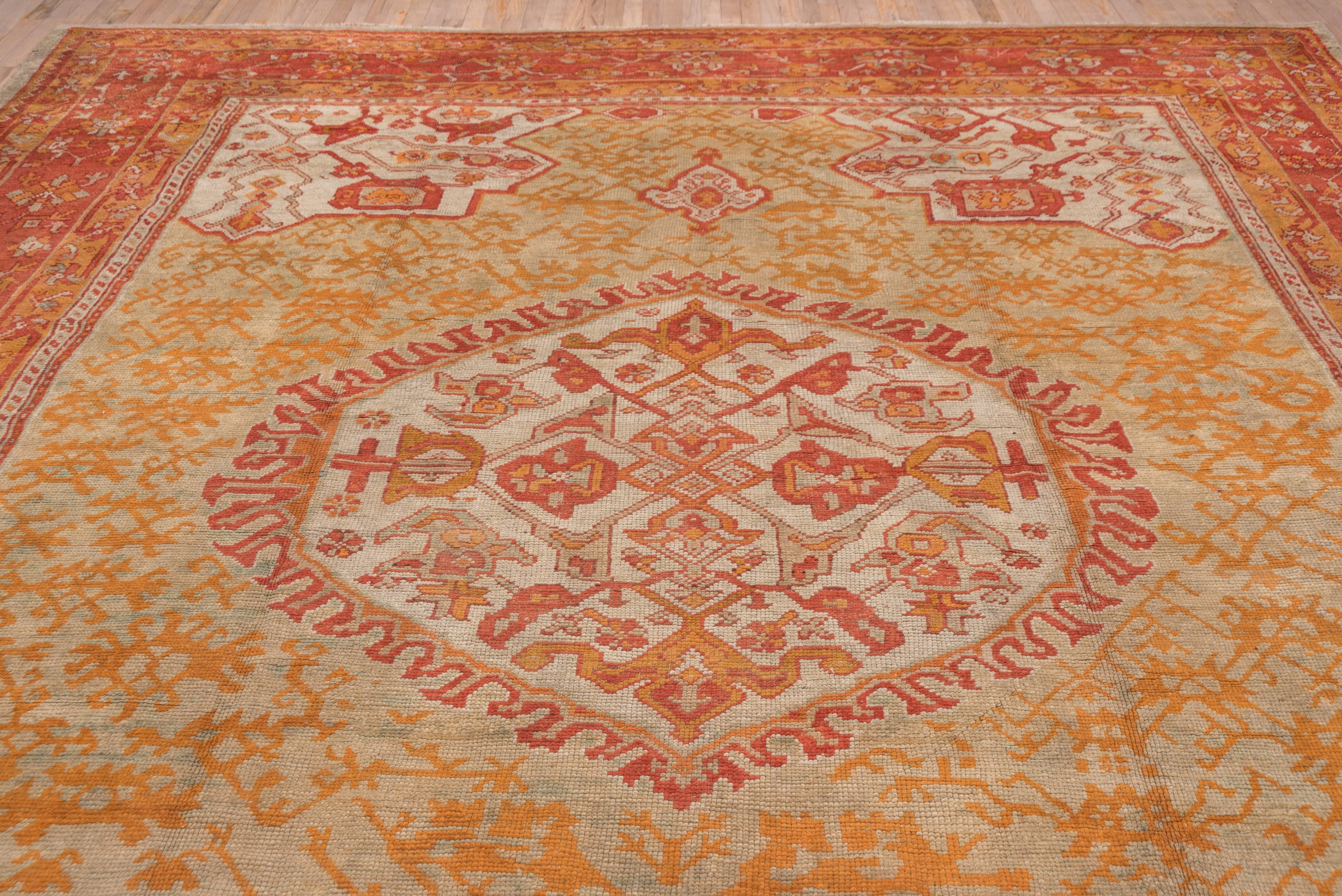 Antique Turkish Oushak Carpet, Yellow Field In Excellent Condition For Sale In New York, NY