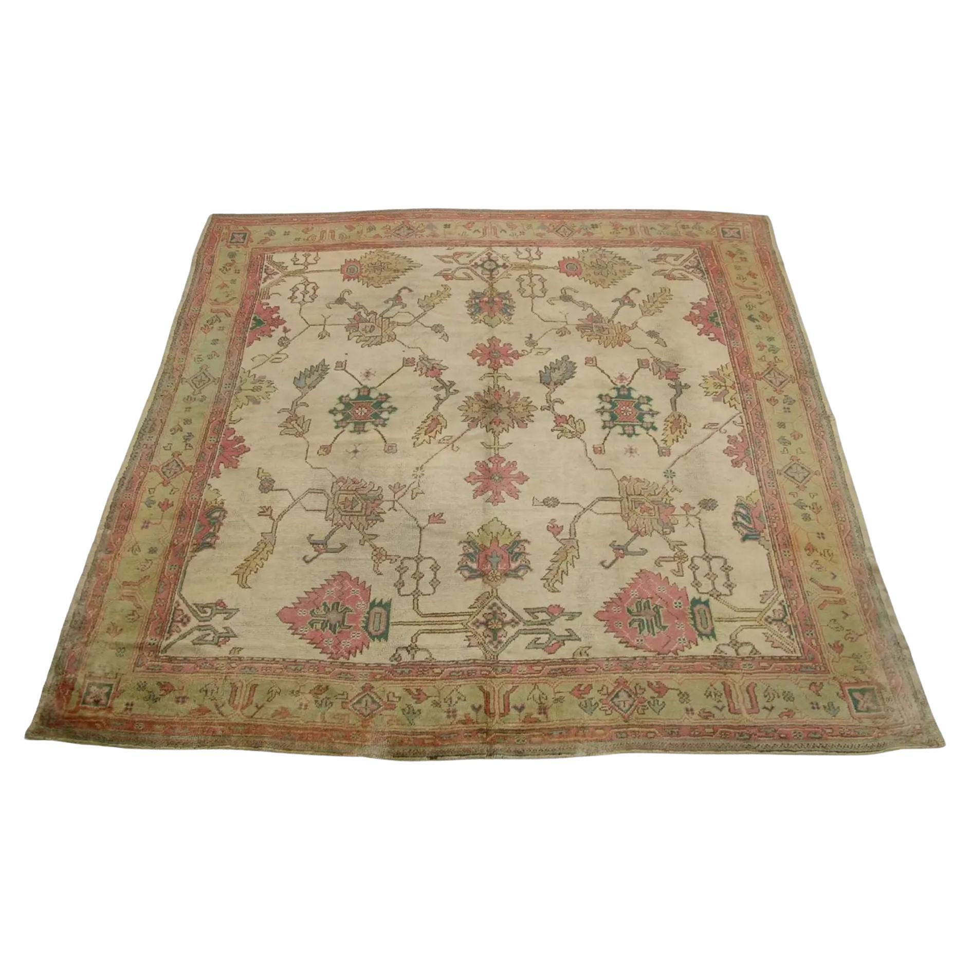 Ancien tapis turc d'Oushak à motifs floraux 11'6''x10'8'