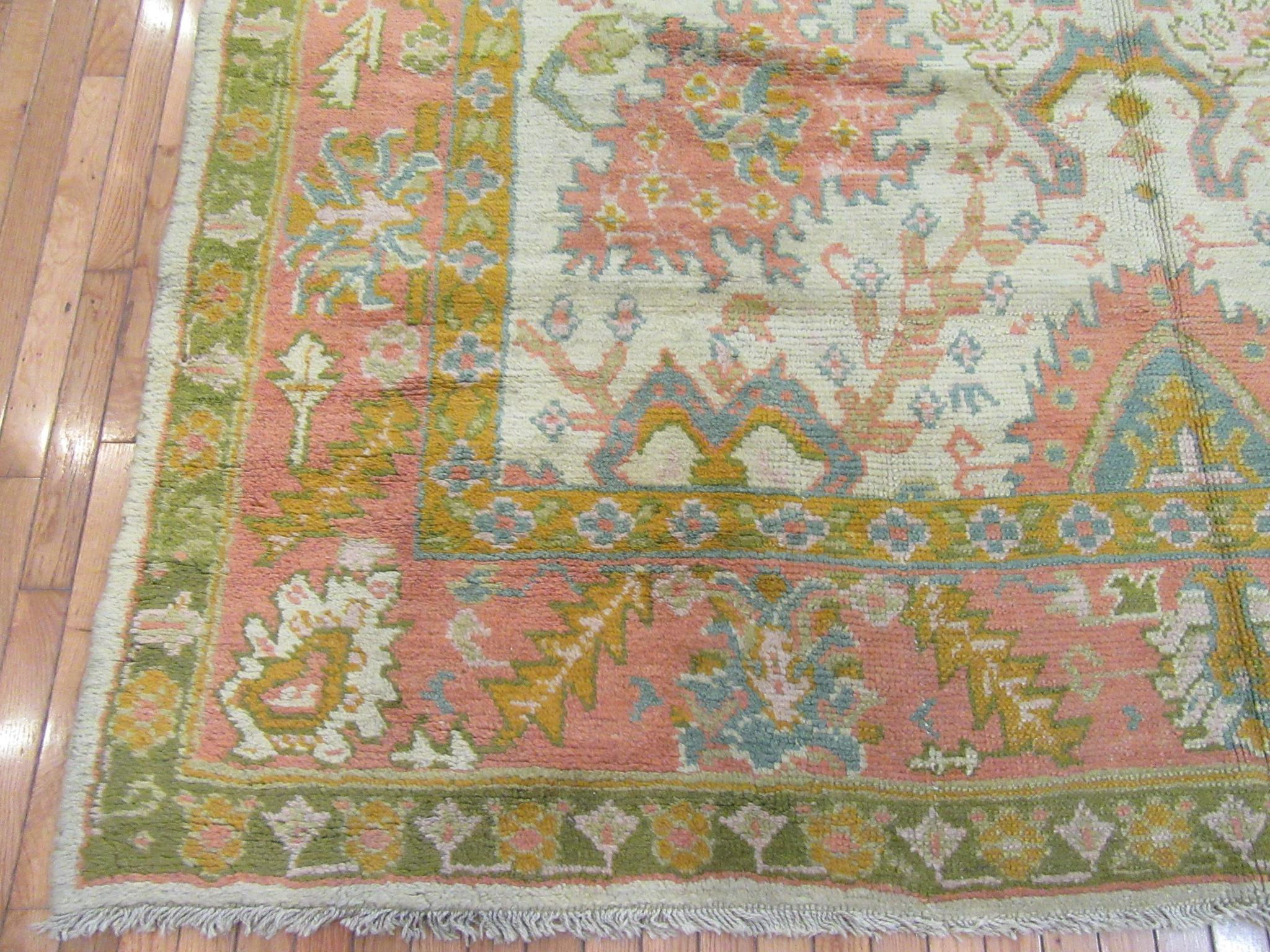 Antique Handmade Gallery Size Ivory, Green Coral Wool Turkish Oushak Rug In Excellent Condition For Sale In Atlanta, GA