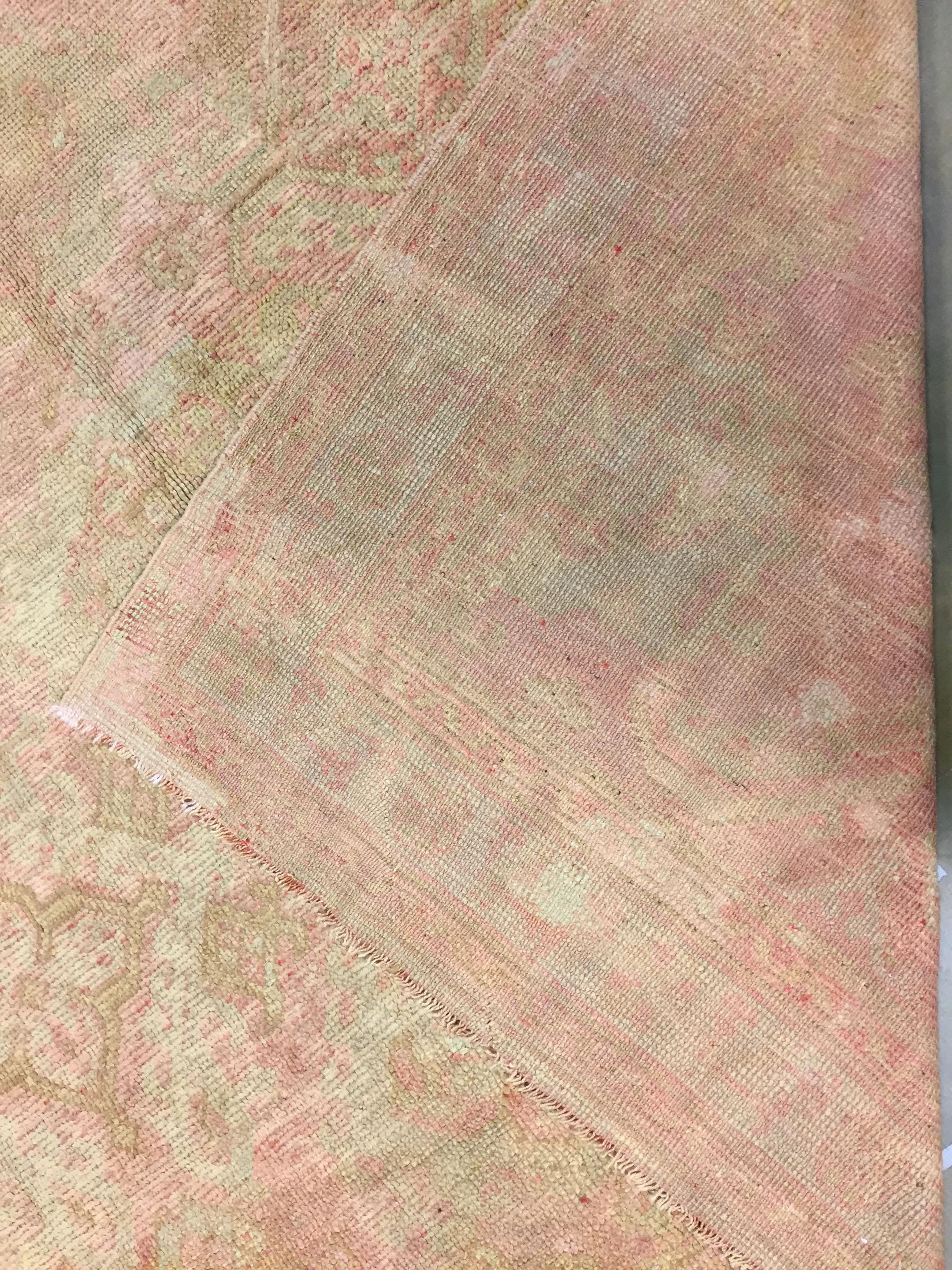 Turc Ancien tapis turc Oushak Kelleh noué à la main, vers 1900 en vente