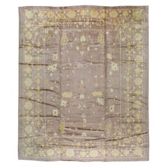 Ancien tapis turc d'Oushak de grande taille en mauve