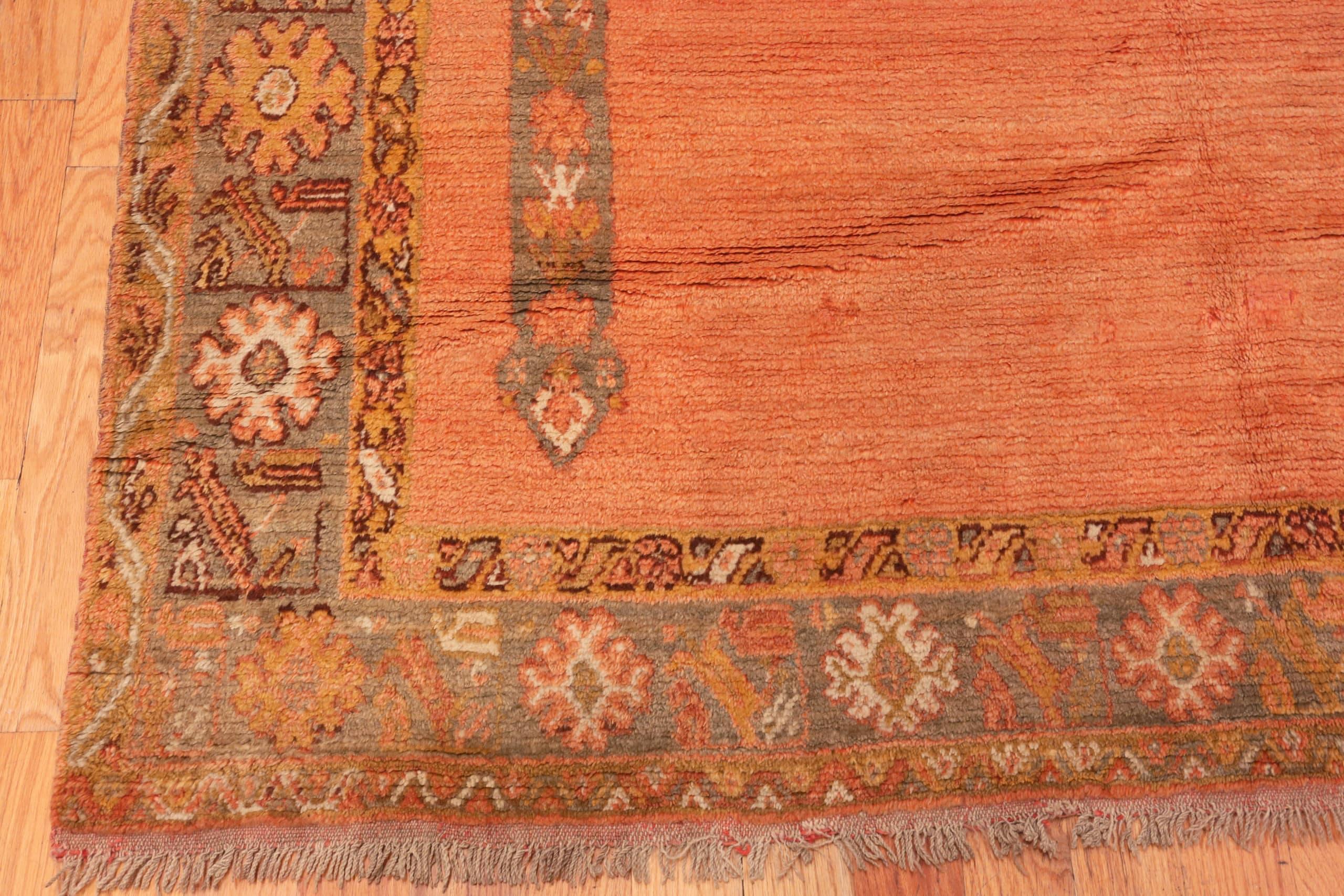 20th Century Antique Turkish Oushak Prayer Rug. Size: 6 ft 6 in x 7 ft 8 in