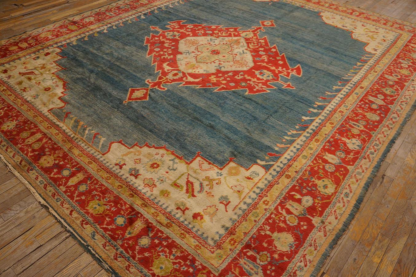 19th Century Turkish Angora Oushak Carpet (  10' x 12'4'' - 305 x 375 ) In Good Condition For Sale In New York, NY