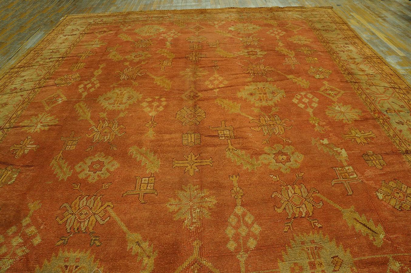 Early 20th Century Turkish Oushak Carpet ( 10'5'' x 12'6'' - 318 x 382 ) For Sale 6