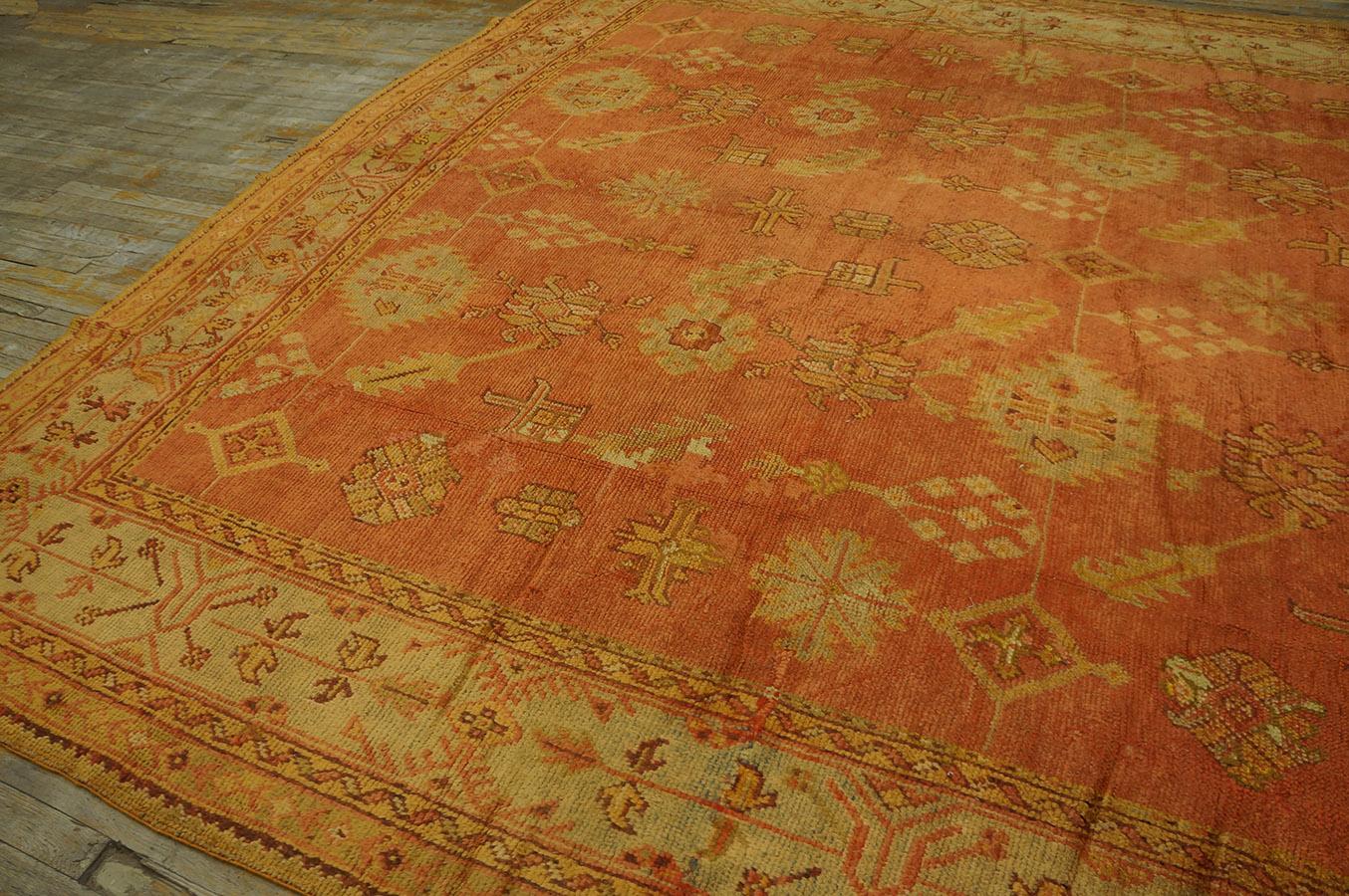 Early 20th Century Turkish Oushak Carpet ( 10'5'' x 12'6'' - 318 x 382 ) For Sale 1