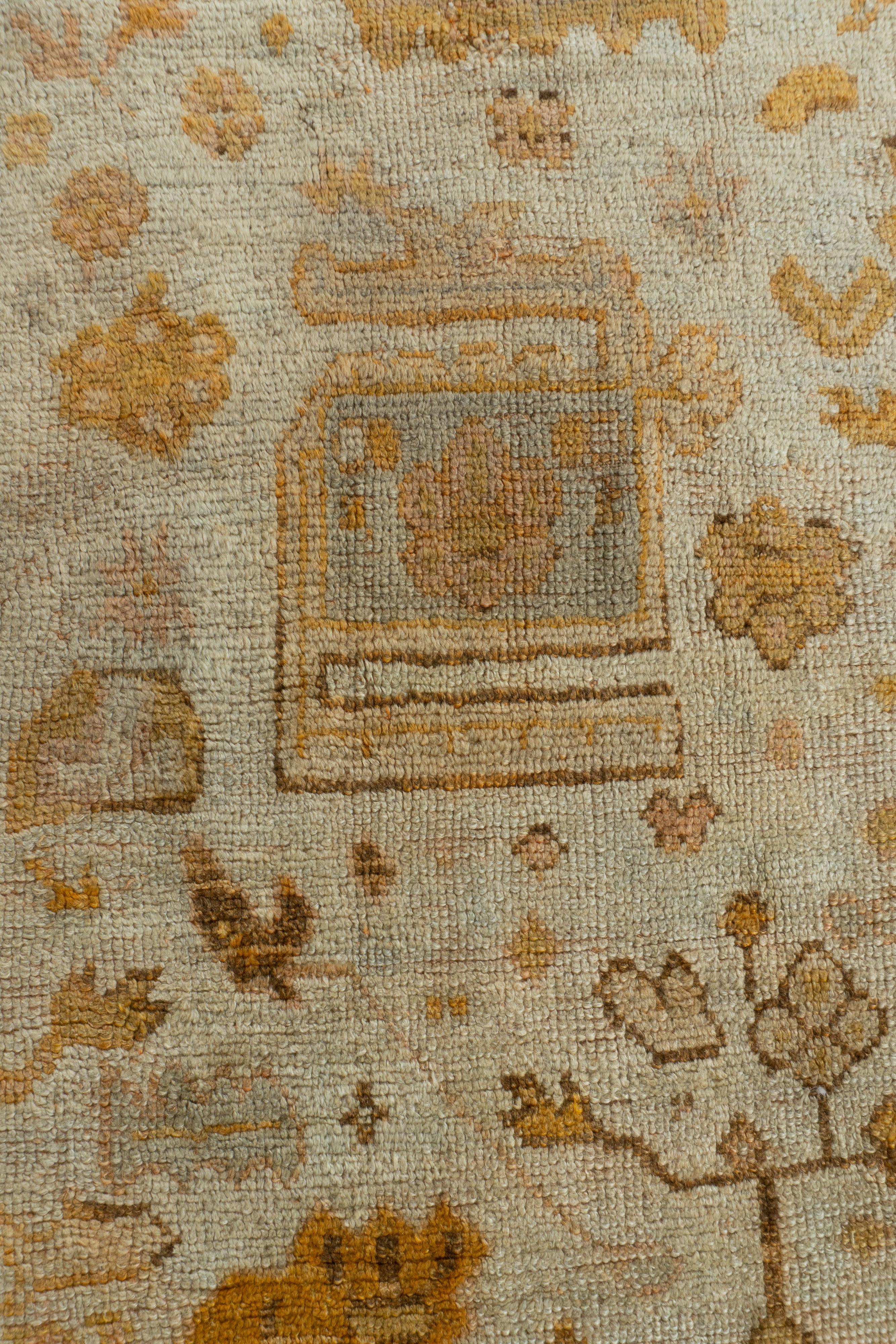 XIXe siècle Ancien tapis turc d'Oushak 11'5 X 13'2 en vente