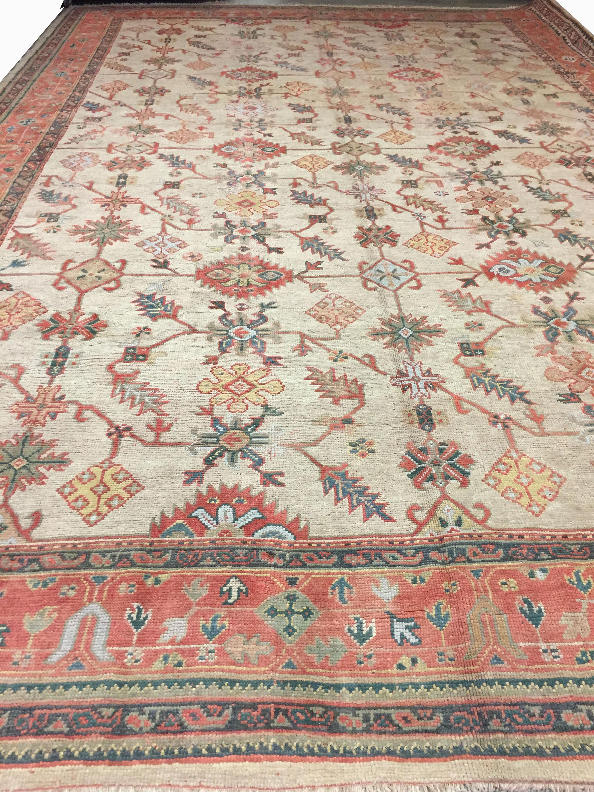 Antiker türkischer Oushak-Teppich, 13' x 19', antik (Wolle) im Angebot