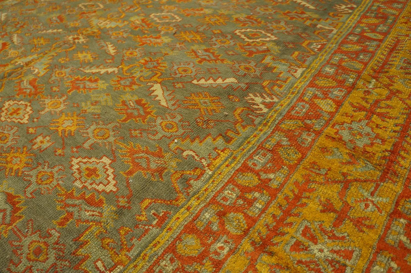 Late 19th Century Turkish Oushak Carpet ( 9'7'' x 11'3'' - 292 x 343 cm) For Sale 5