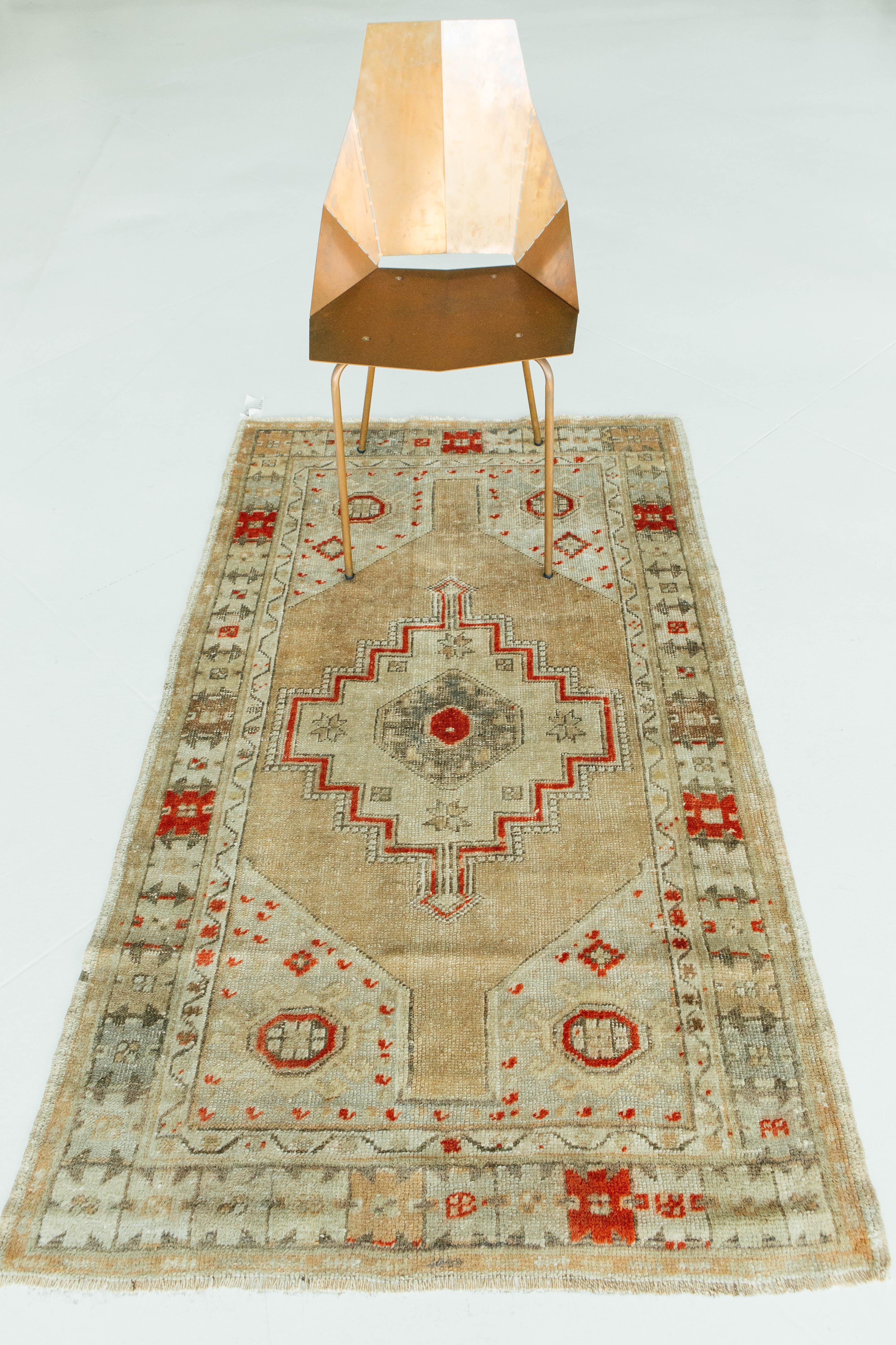 Antique Turkish Oushak Rug In Good Condition For Sale In WEST HOLLYWOOD, CA