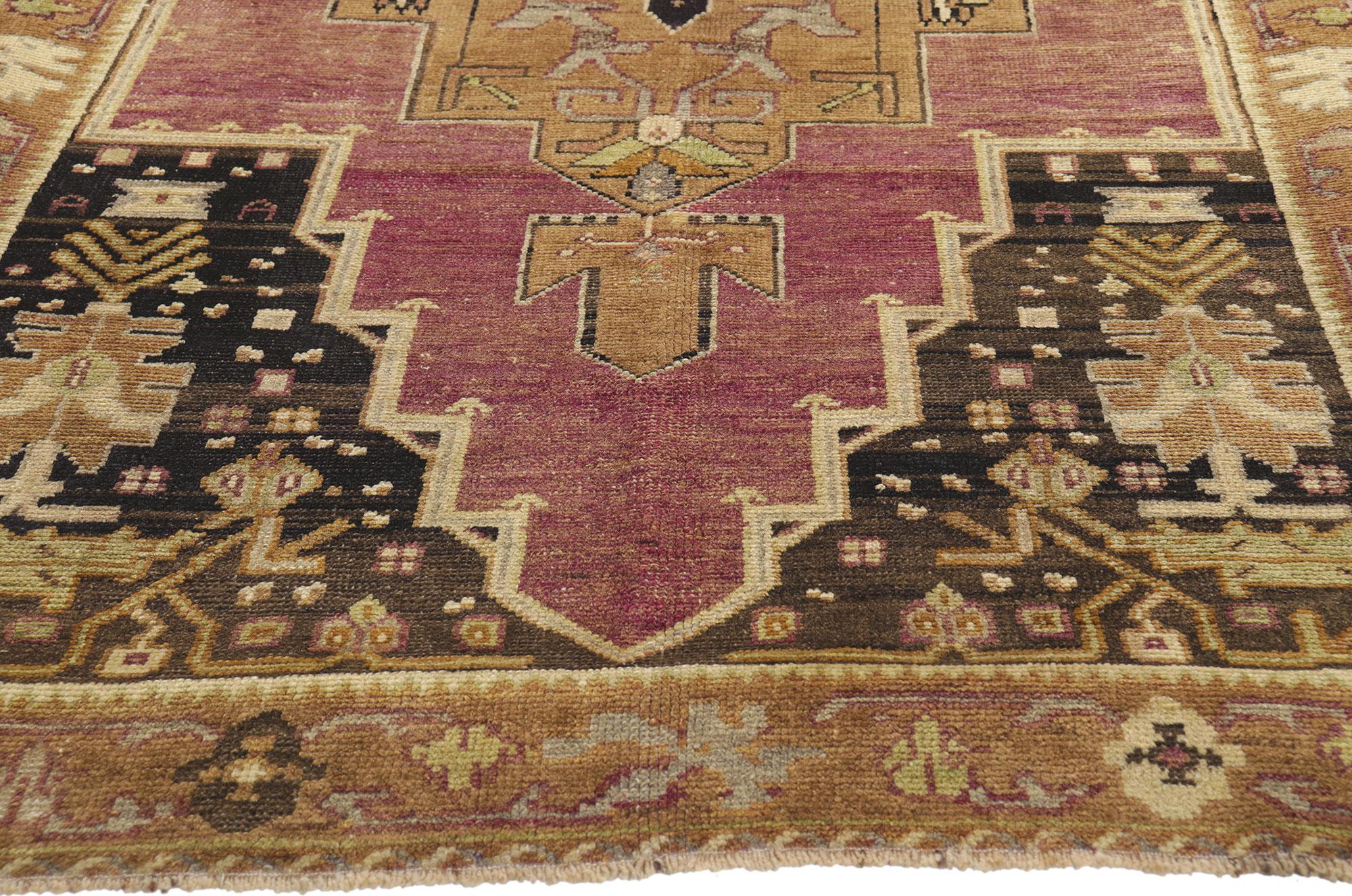 Antique Turkish Oushak Rug In Good Condition For Sale In Dallas, TX