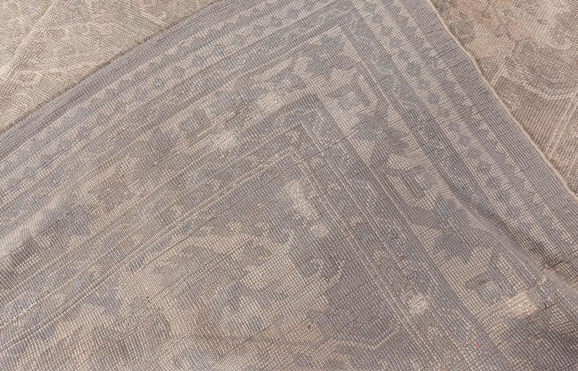 Doris Leslie Blau Alfombra turca antigua Oushak siglo XX en venta
