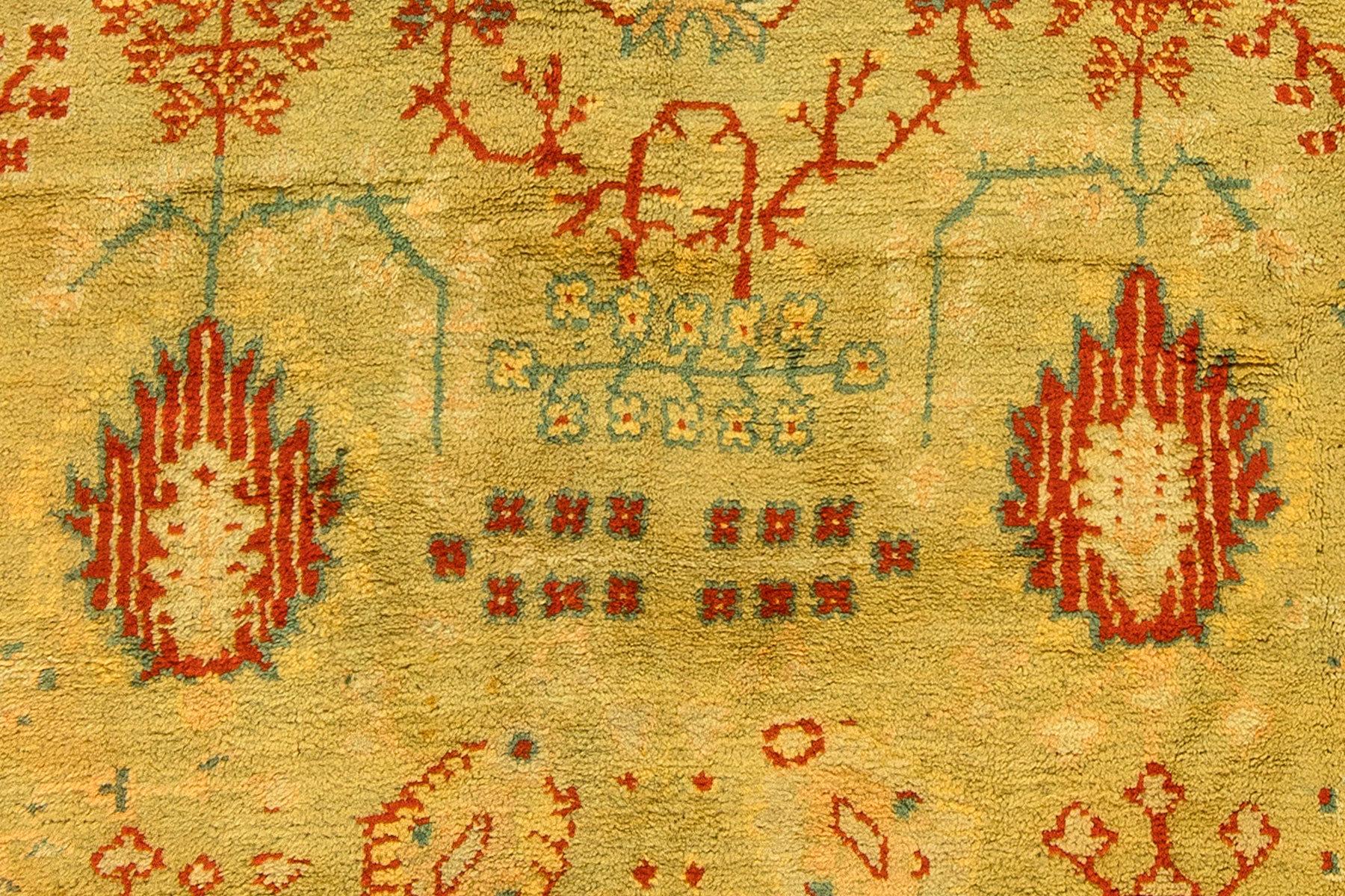 Zabihi Kollektion Übergroßer antiker türkischer Oushak-Teppich (20. Jahrhundert) im Angebot